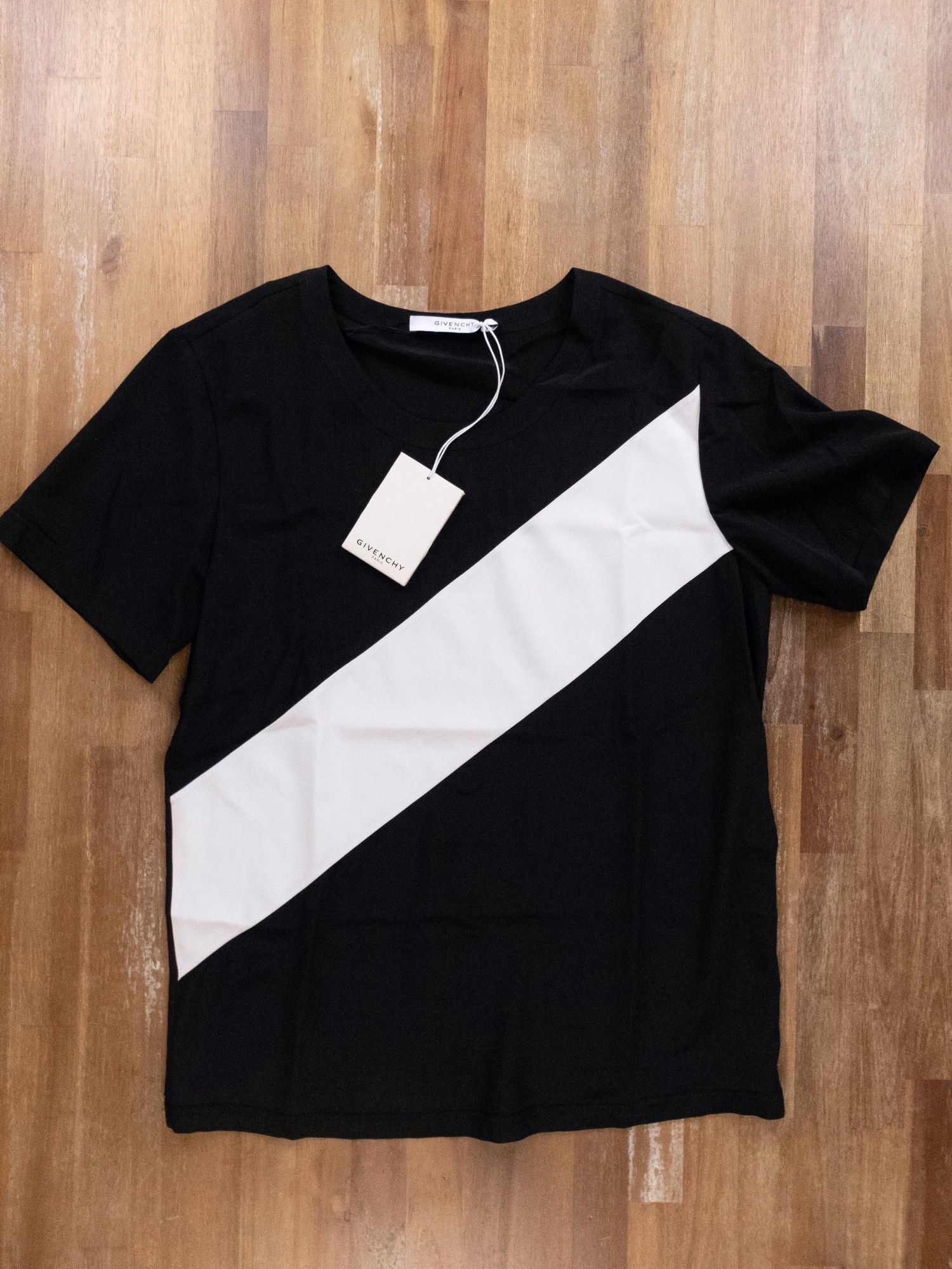Givenchy GIVENCHY black white stripe silk blouse t-shirt top 4 36 Size XS / US 0-2 / IT 36-38 - 2 Thumbnail