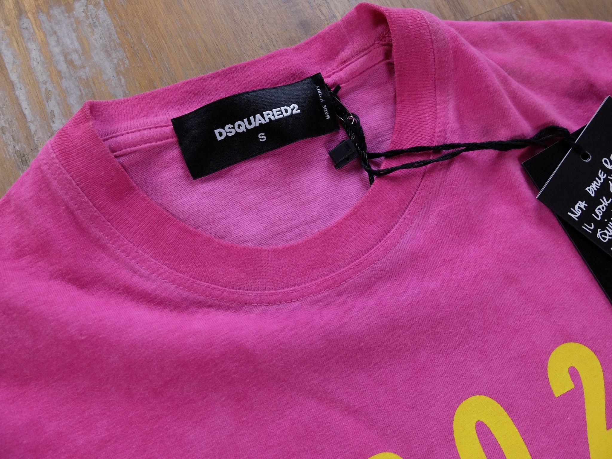 Dsquared2 DSQUARED2 graphic pink t-shirt authentic - Size Small - NWT Size US S / EU 44-46 / 1 - 3 Thumbnail