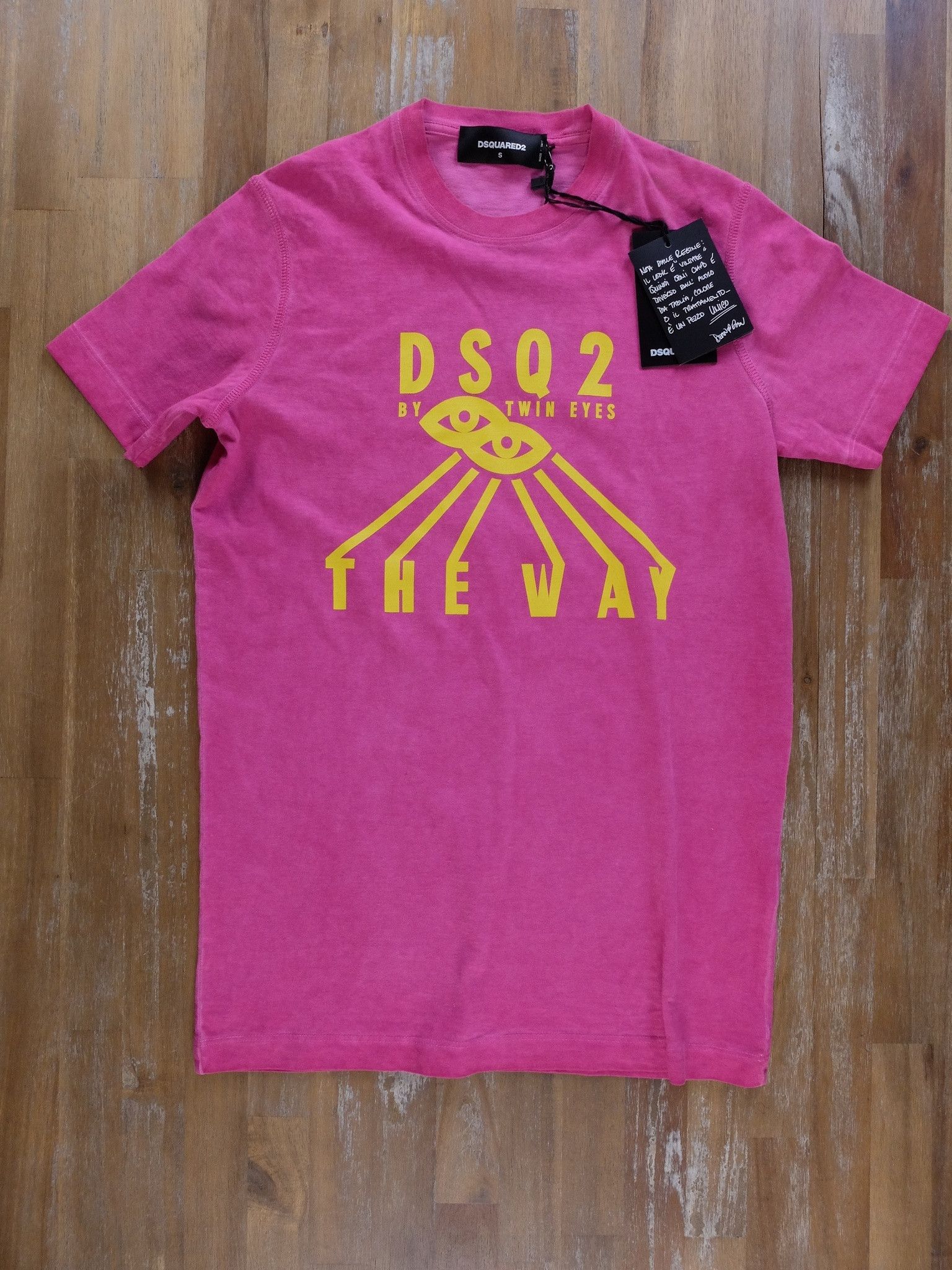 Dsquared2 DSQUARED2 graphic pink t-shirt authentic - Size Small - NWT Size US S / EU 44-46 / 1 - 2 Thumbnail
