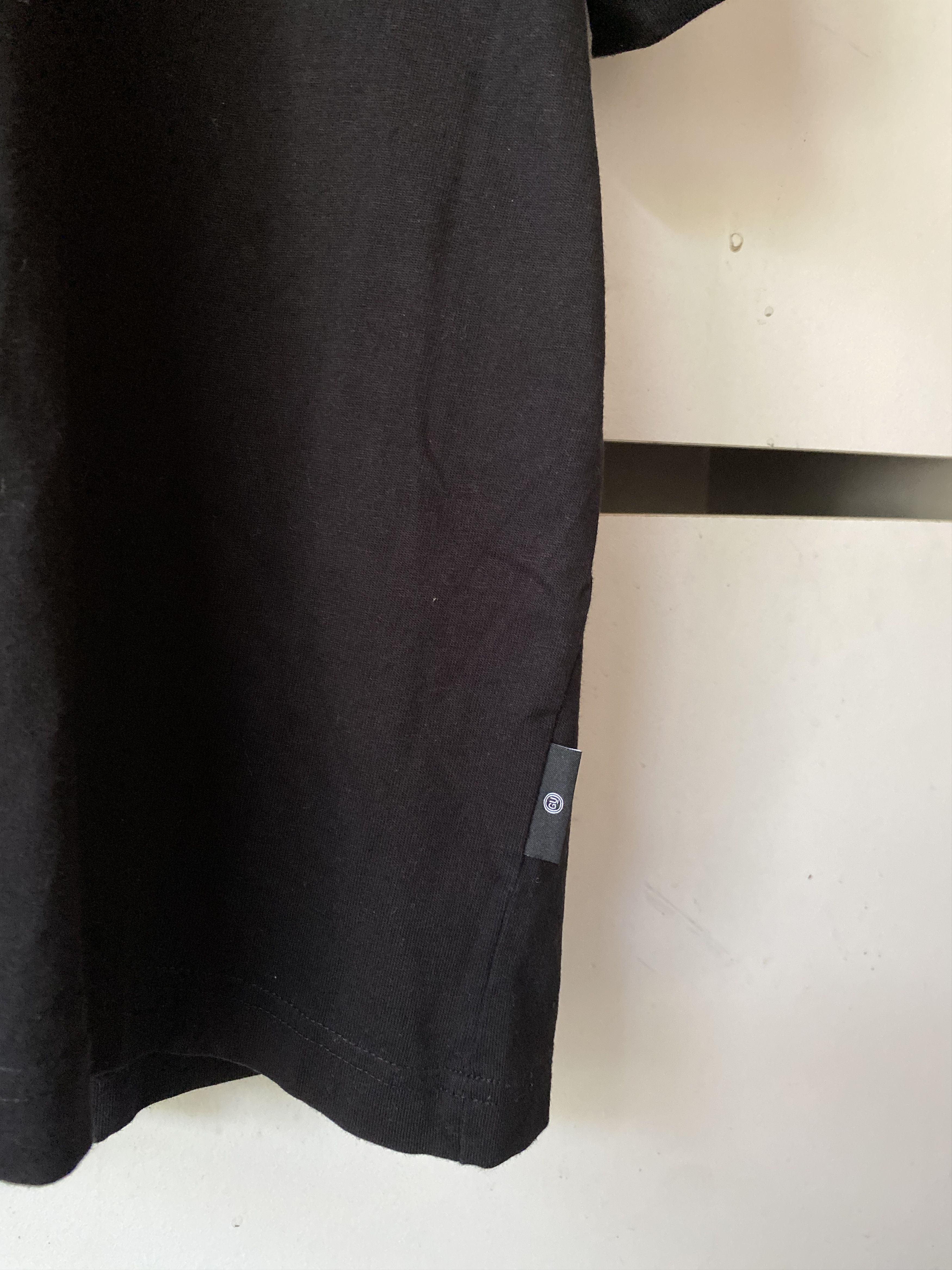 GU × Undercover GU X UNDERCOVER T SHIRT Size US XL / EU 56 / 4 - 2 Thumbnail