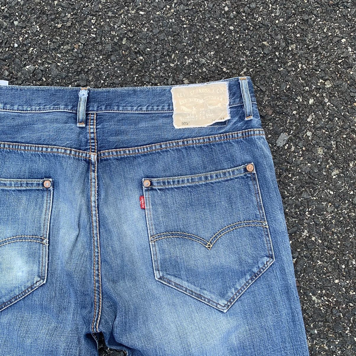 Levi's DISTRESSED DENIM 🔥Levi’s 505 Jeans Levis Denim Ripped Pants Size US 36 / EU 52 - 13 Thumbnail