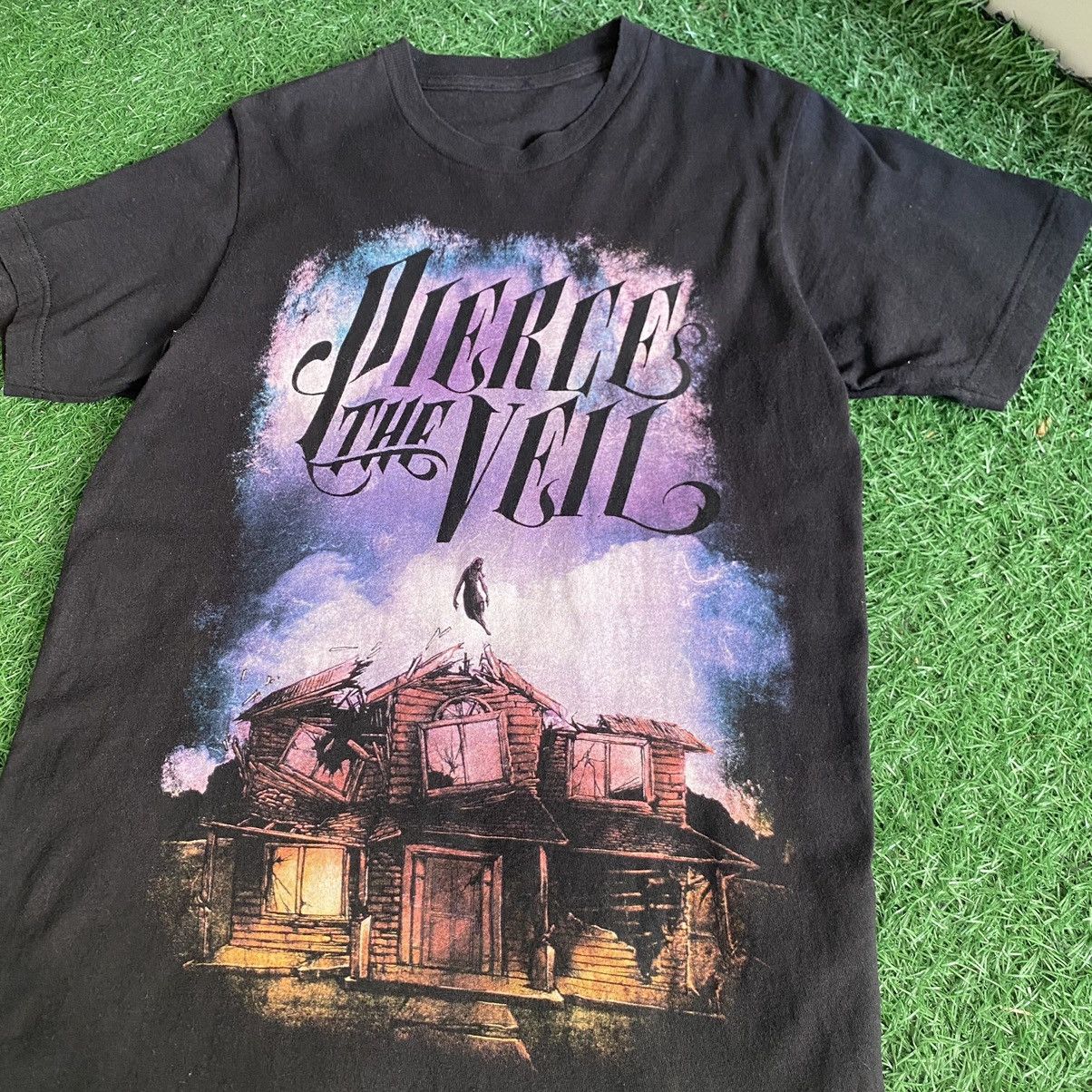 image of Band Tees x Rock Band Pierce The Veil American Rock Band Tee in Black, Men's (Size Small)