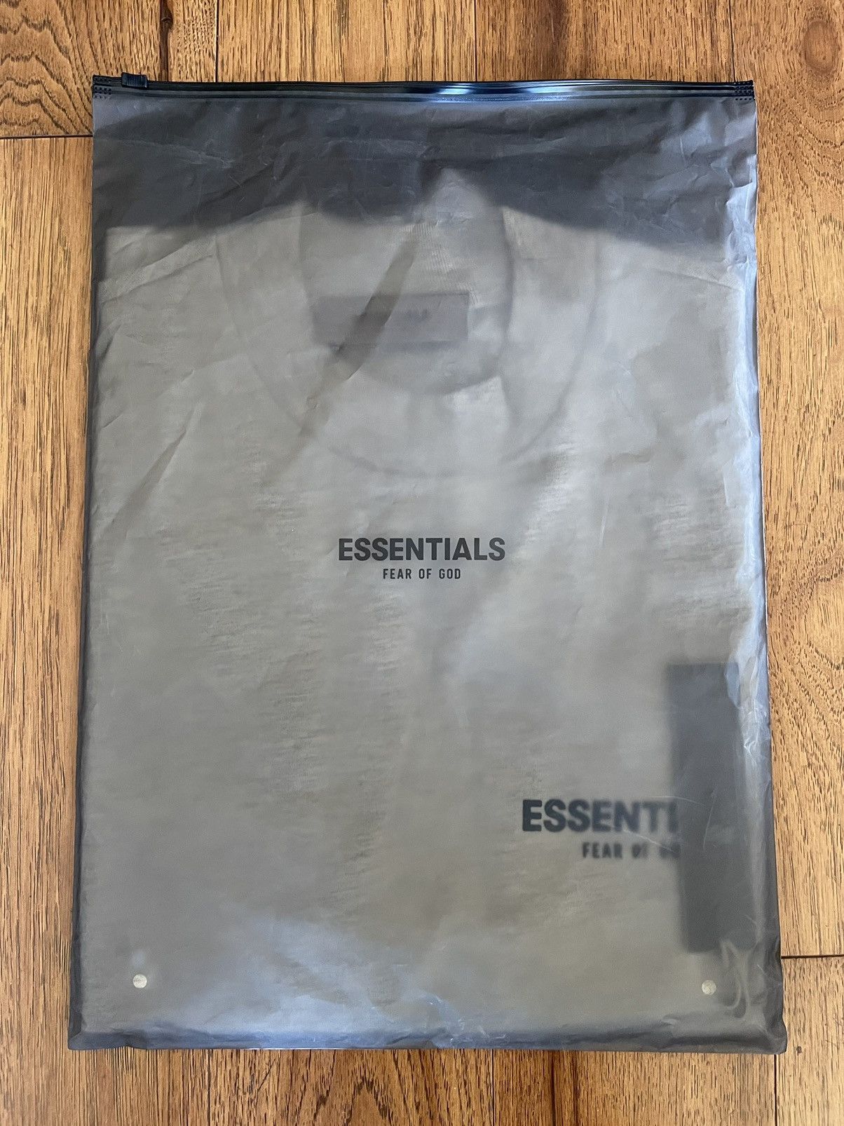 FOG × Fear of God × Pacsun FoG - Essentials Fear Of God Light Oatmeal T-Shirt Sz Small Size US S / EU 44-46 / 1 - 6 Thumbnail
