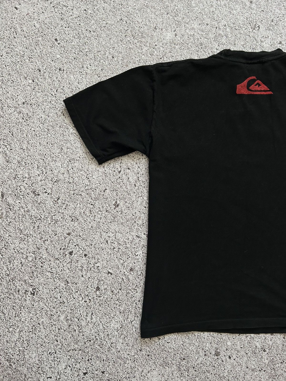 Quiksilver × Vintage Vintage 90s Quiksilver Big Graphic Center Logo T-shirt Size US XL / EU 56 / 4 - 5 Thumbnail