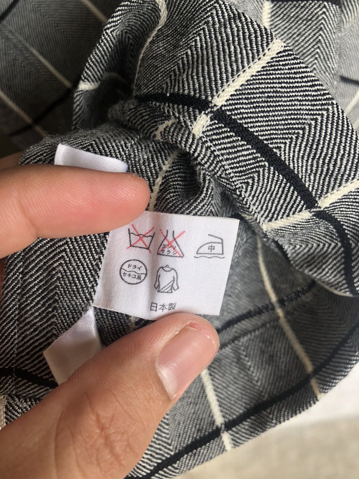 Burberry Vintage Burberry London Gingham Wool Oversize Shirts Size L / US 10 / IT 46 - 5 Thumbnail