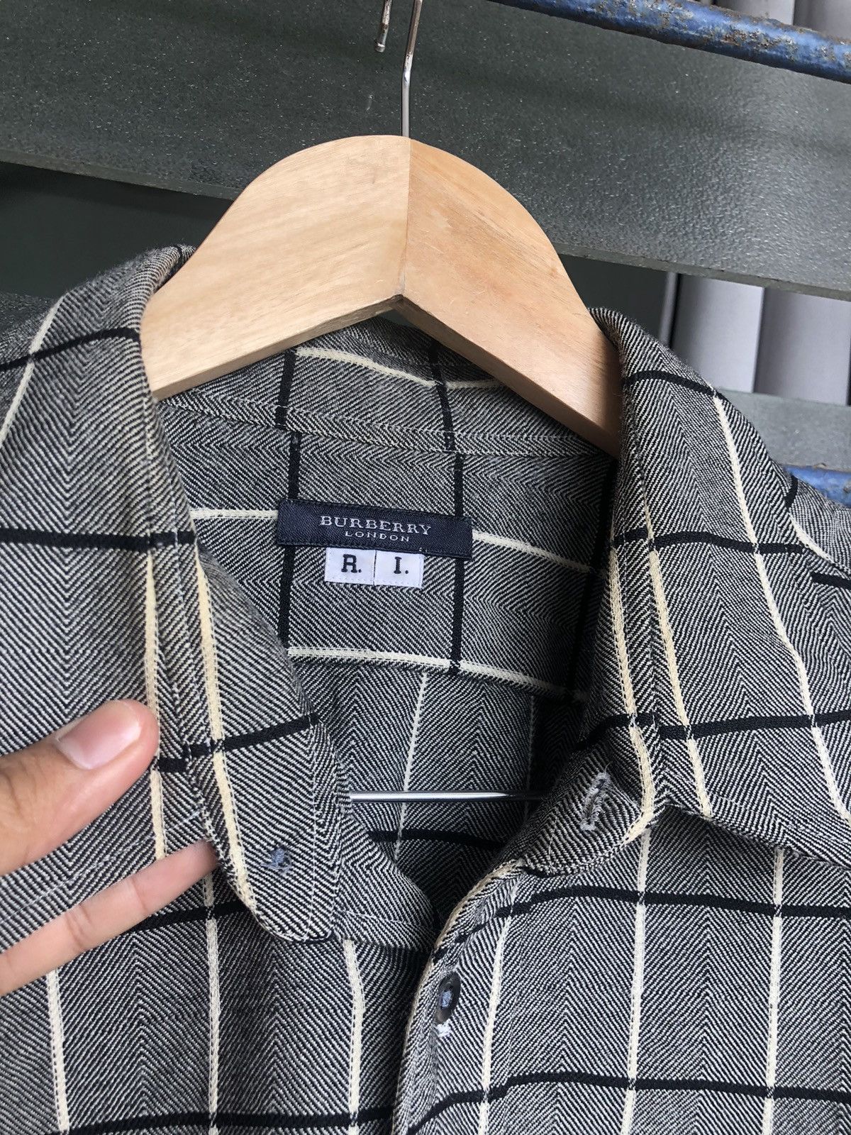 Burberry Vintage Burberry London Gingham Wool Oversize Shirts Size L / US 10 / IT 46 - 8 Thumbnail