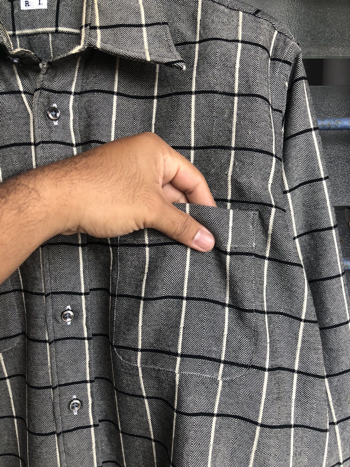 Burberry Vintage Burberry London Gingham Wool Oversize Shirts Size L / US 10 / IT 46 - 9 Thumbnail