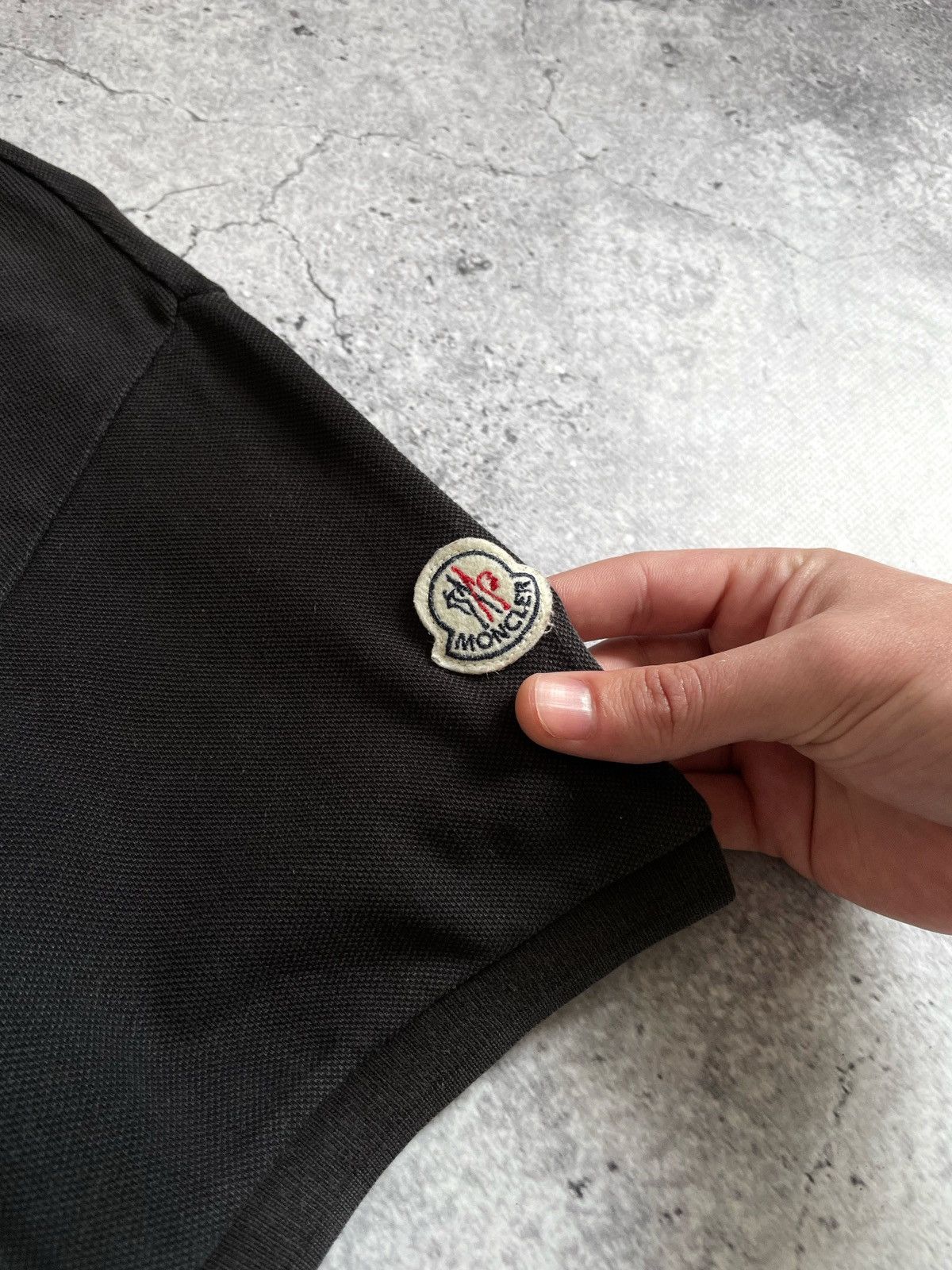 Moncler Vintage Moncler Maglia Polo Manica Corta T-shirt Size US L / EU 52-54 / 3 - 5 Thumbnail
