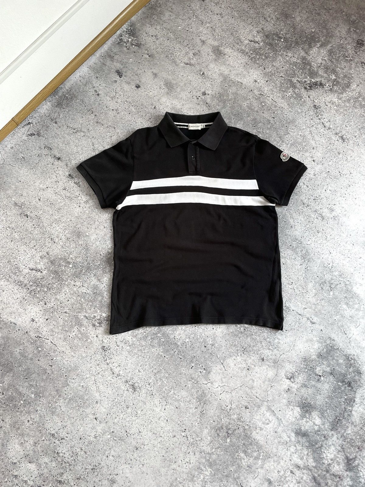 Moncler Vintage Moncler Maglia Polo Manica Corta T-shirt Size US L / EU 52-54 / 3 - 1 Thumbnail