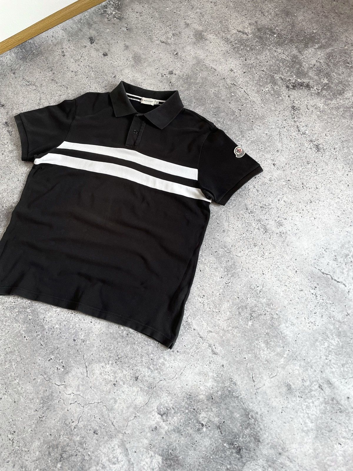 Moncler Vintage Moncler Maglia Polo Manica Corta T-shirt Size US L / EU 52-54 / 3 - 3 Thumbnail