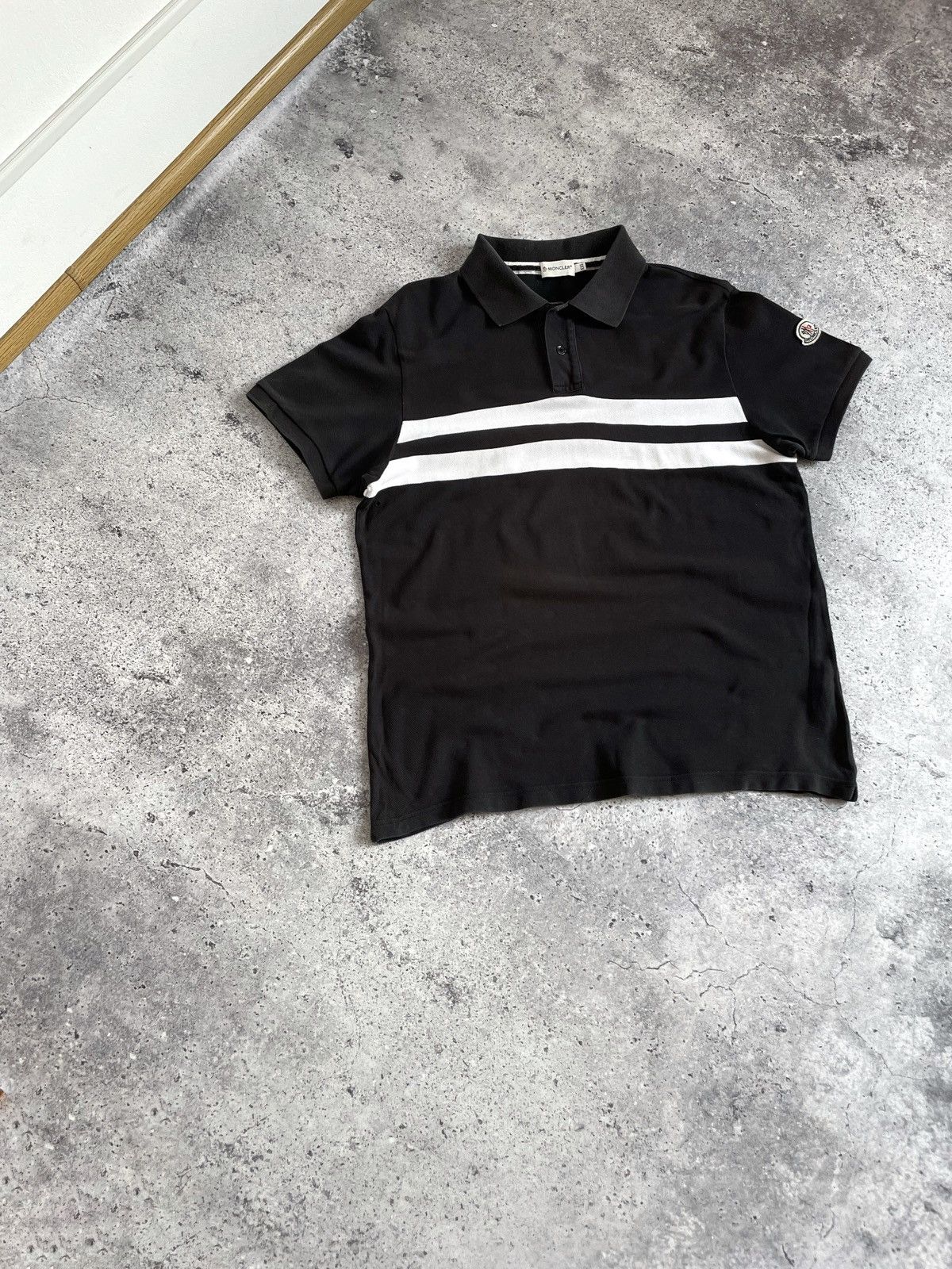 Moncler Vintage Moncler Maglia Polo Manica Corta T-shirt Size US L / EU 52-54 / 3 - 2 Thumbnail