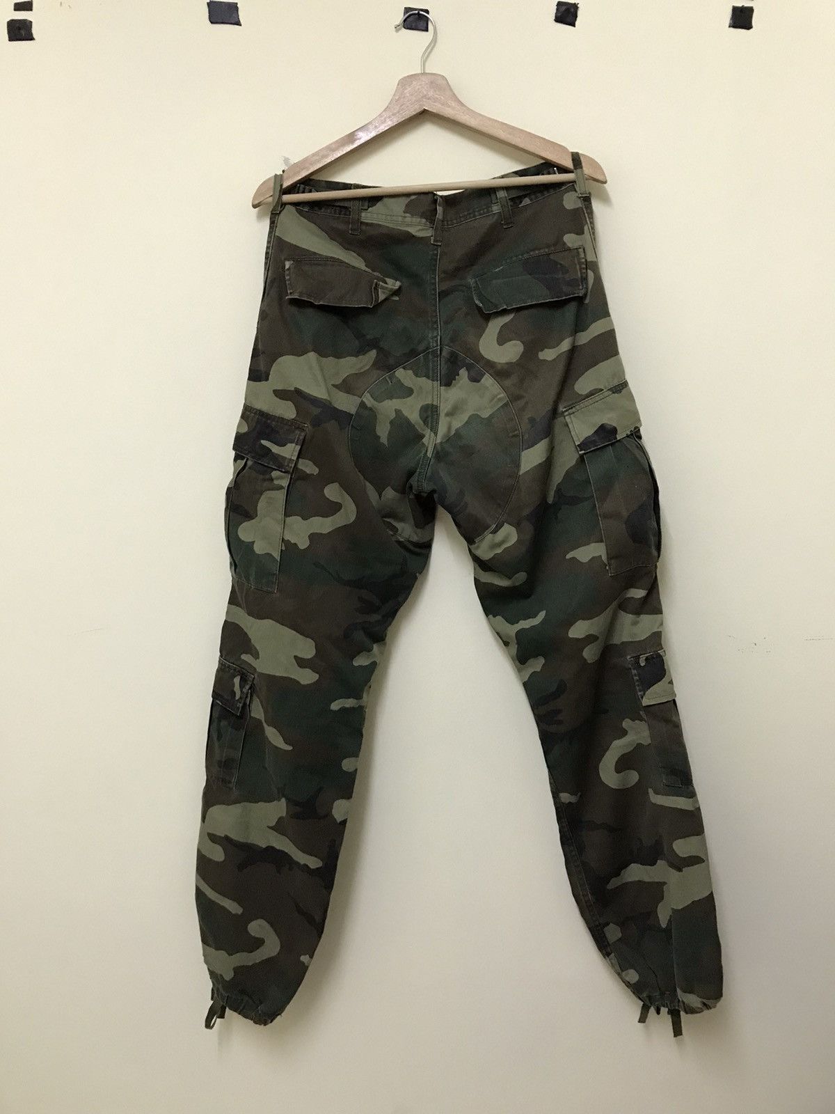 Japanese Brand Japanese Cargo Pants Multipocket Camouflage Army Military Size US 30 / EU 46 - 2 Thumbnail