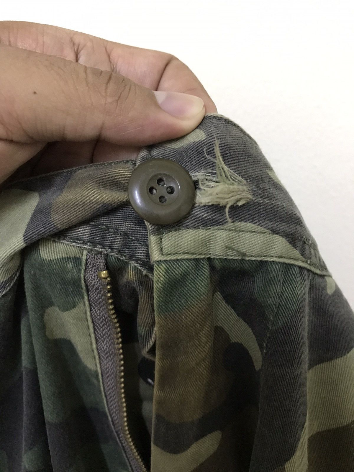 Japanese Brand Japanese Cargo Pants Multipocket Camouflage Army Military Size US 30 / EU 46 - 3 Thumbnail
