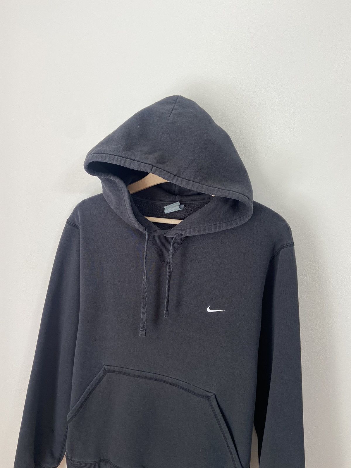 Vintage Vintage Hoodie Nike Small Swoosh 90s Streetwear Y2K Rap Size US M / EU 48-50 / 2 - 9 Thumbnail