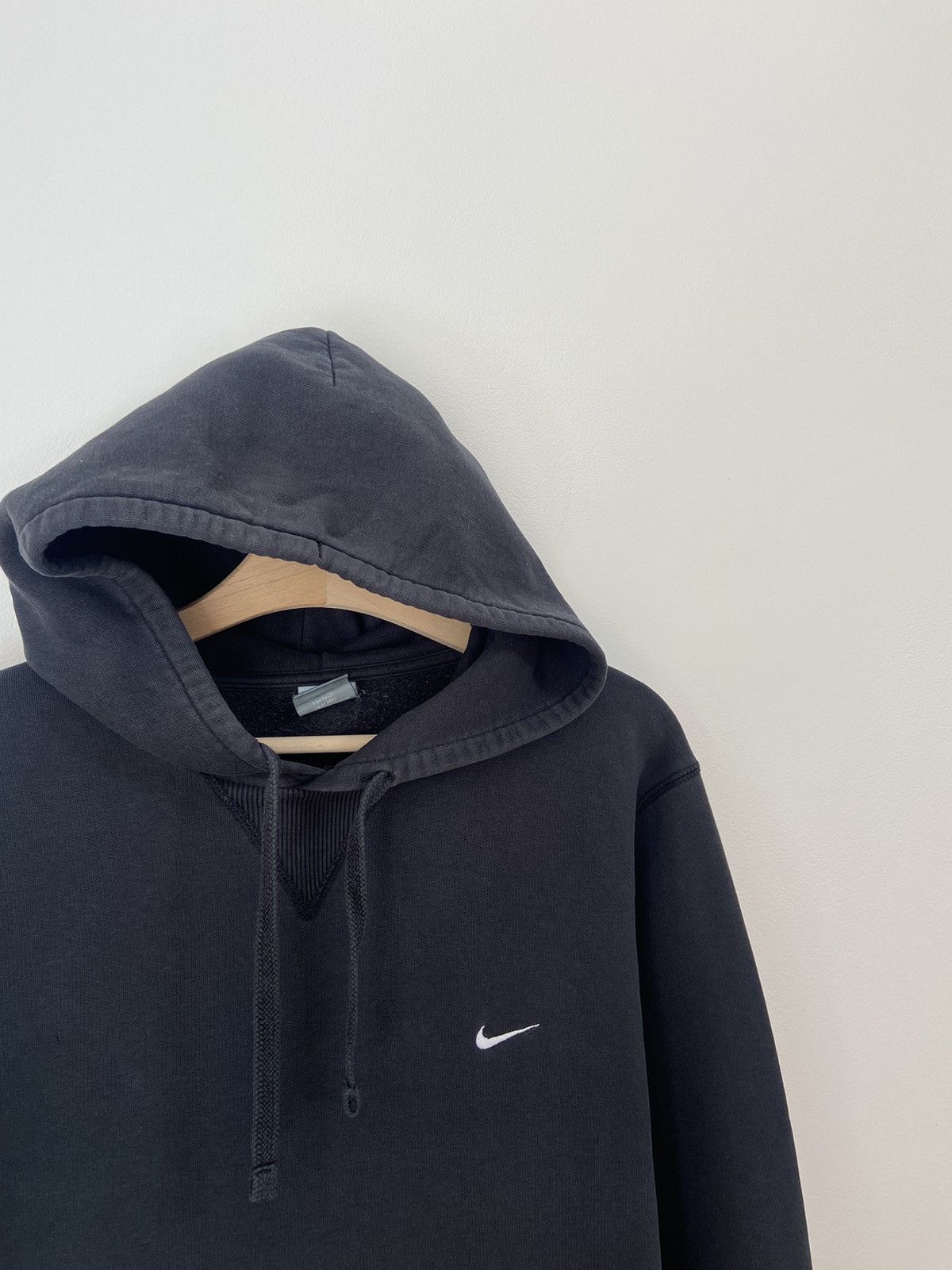 Vintage Vintage Hoodie Nike Small Swoosh 90s Streetwear Y2K Rap Size US M / EU 48-50 / 2 - 2 Thumbnail