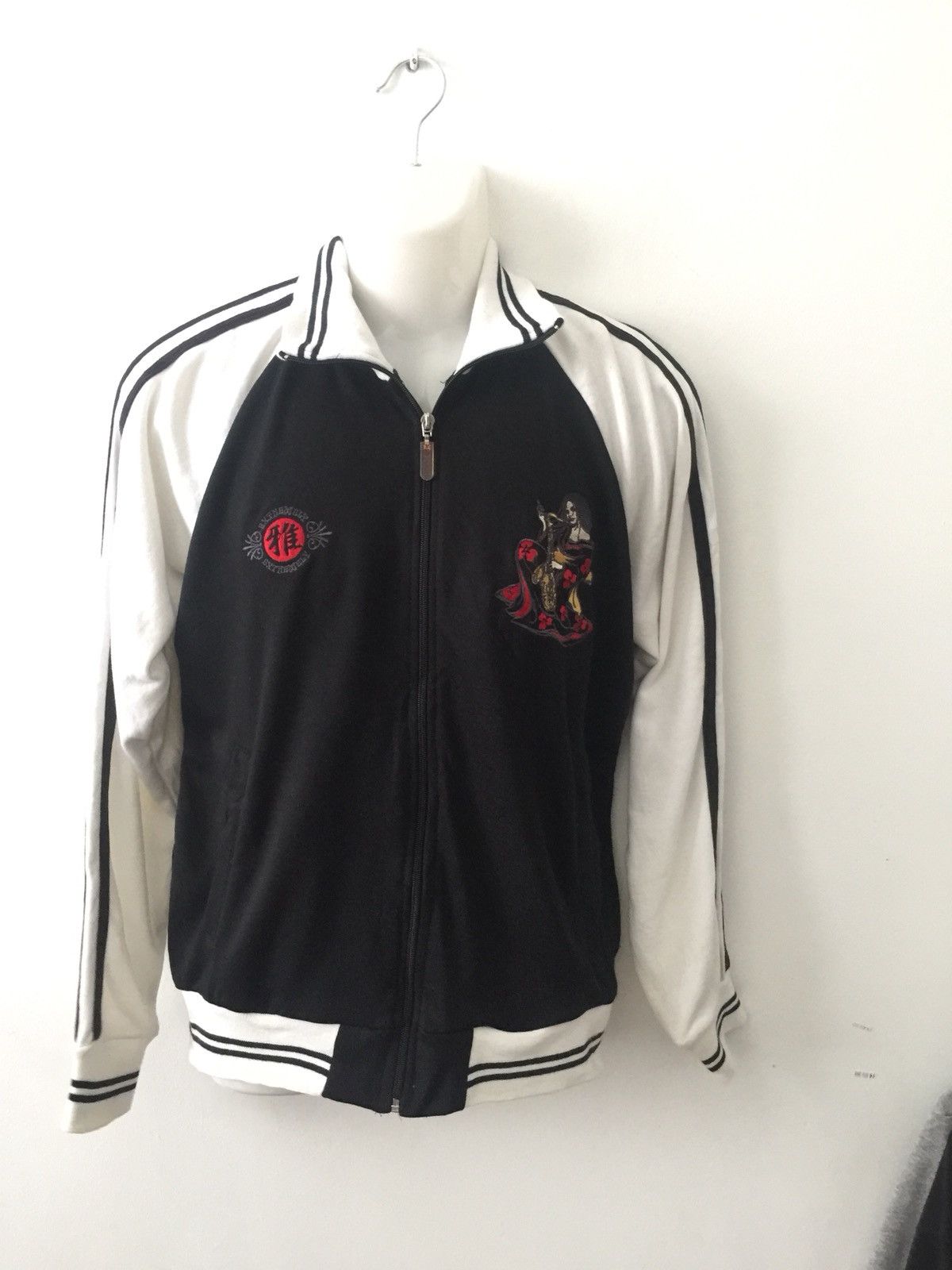 Japanese Brand Definite Stance Embroidered 22x26 Size US M / EU 48-50 / 2 - 7 Thumbnail