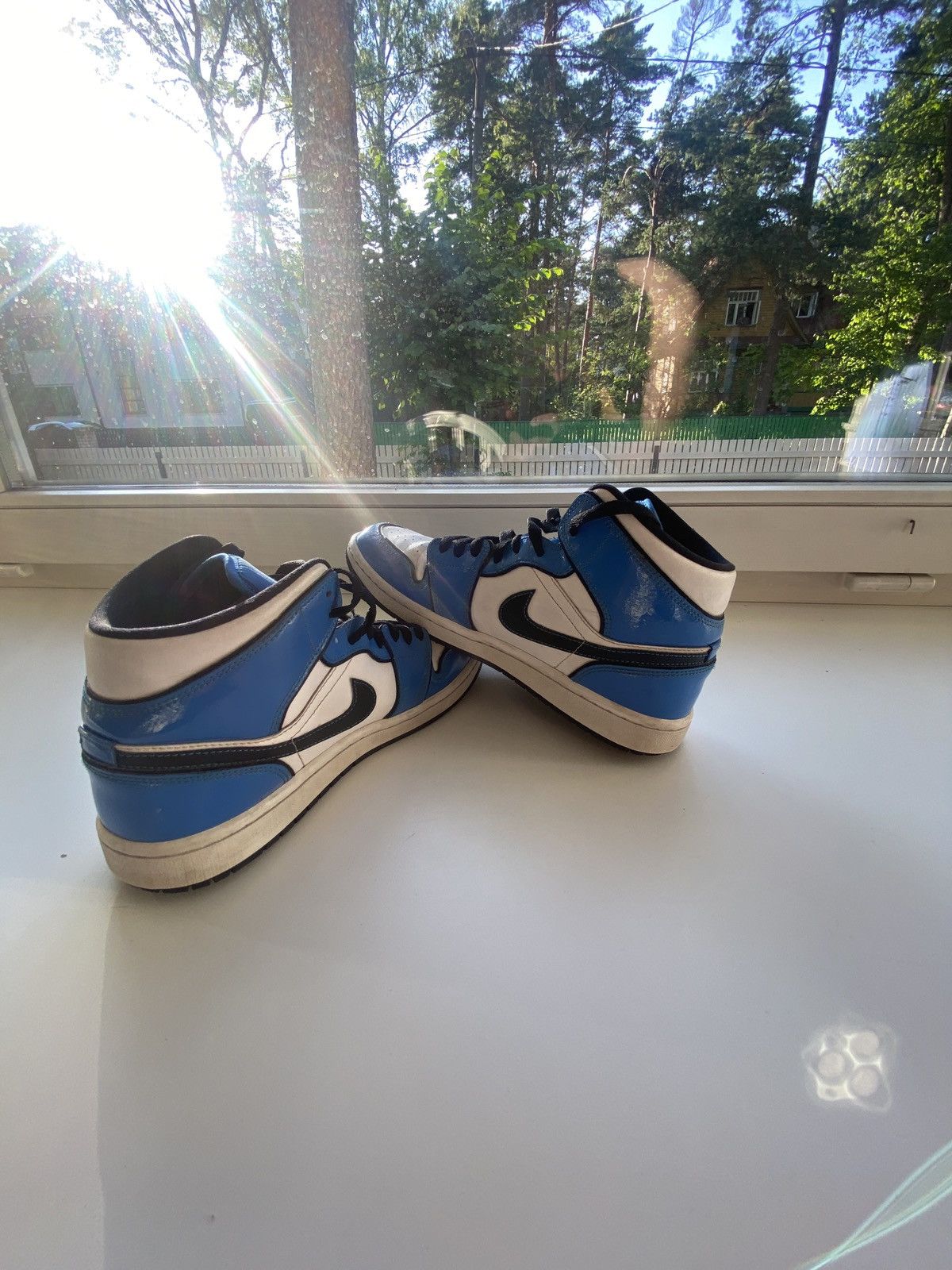 jordan one mid signal blue