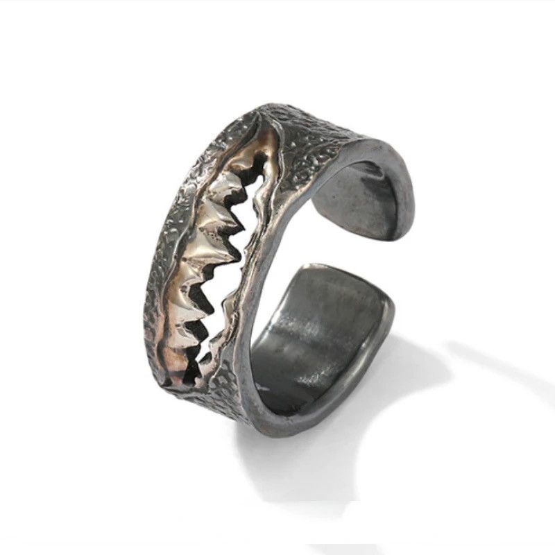 Vintage Resizeable Monster Teeth Ring Size ONE SIZE - 6 Thumbnail
