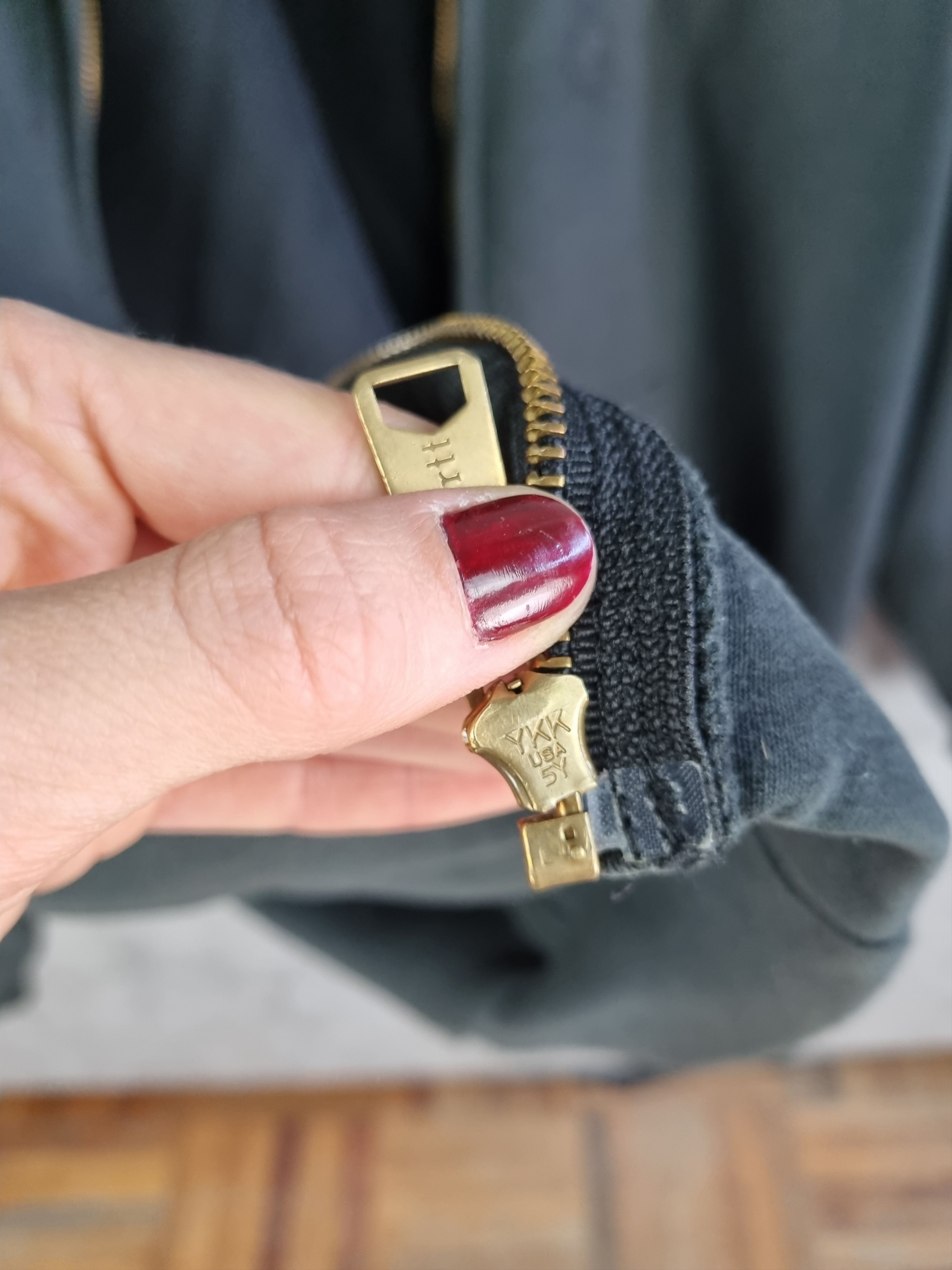 Carhartt × Vintage 90s Thrashed Vintage Carhartt Heavy Zip Up Faded Hoodie Size US XL / EU 56 / 4 - 12 Thumbnail