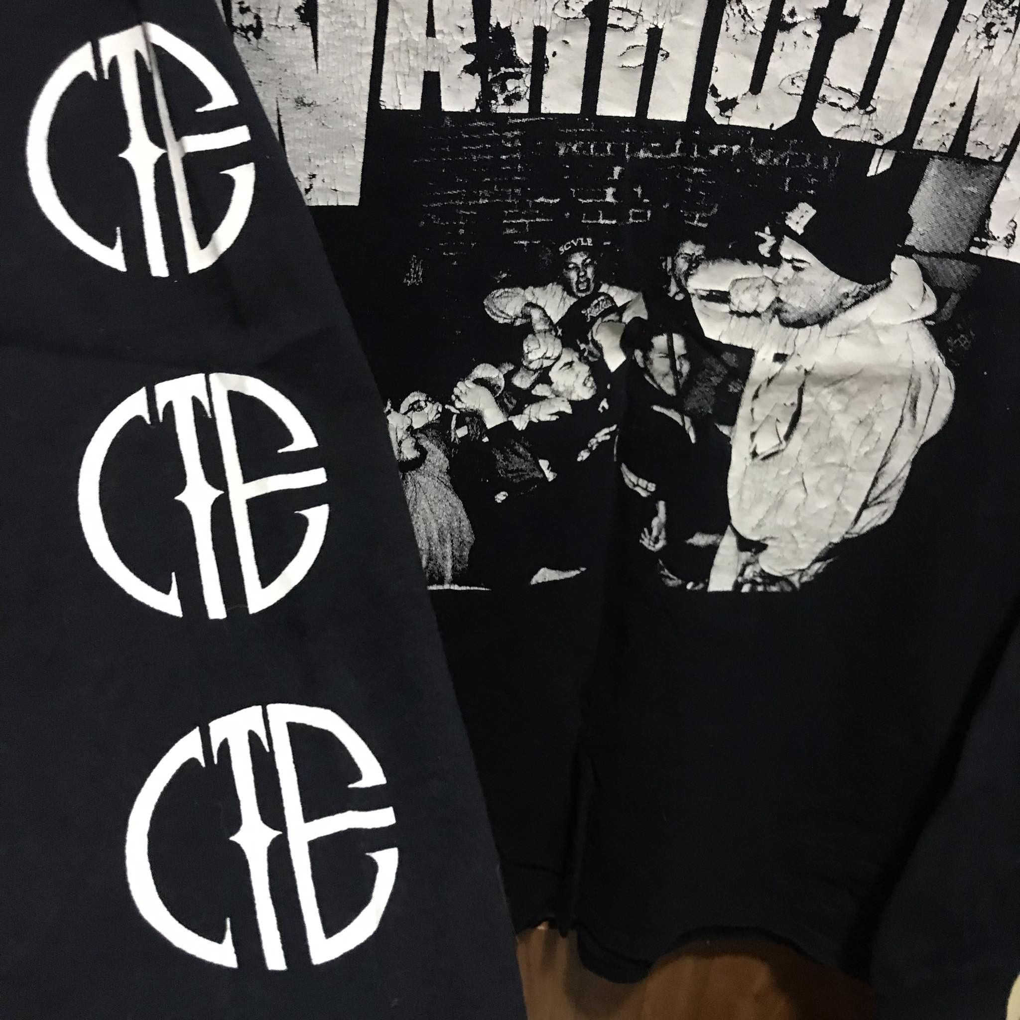 Band Tees Warhound Fear No Evil Metallic Hardcore Band Tee Size US M / EU 48-50 / 2 - 4 Thumbnail