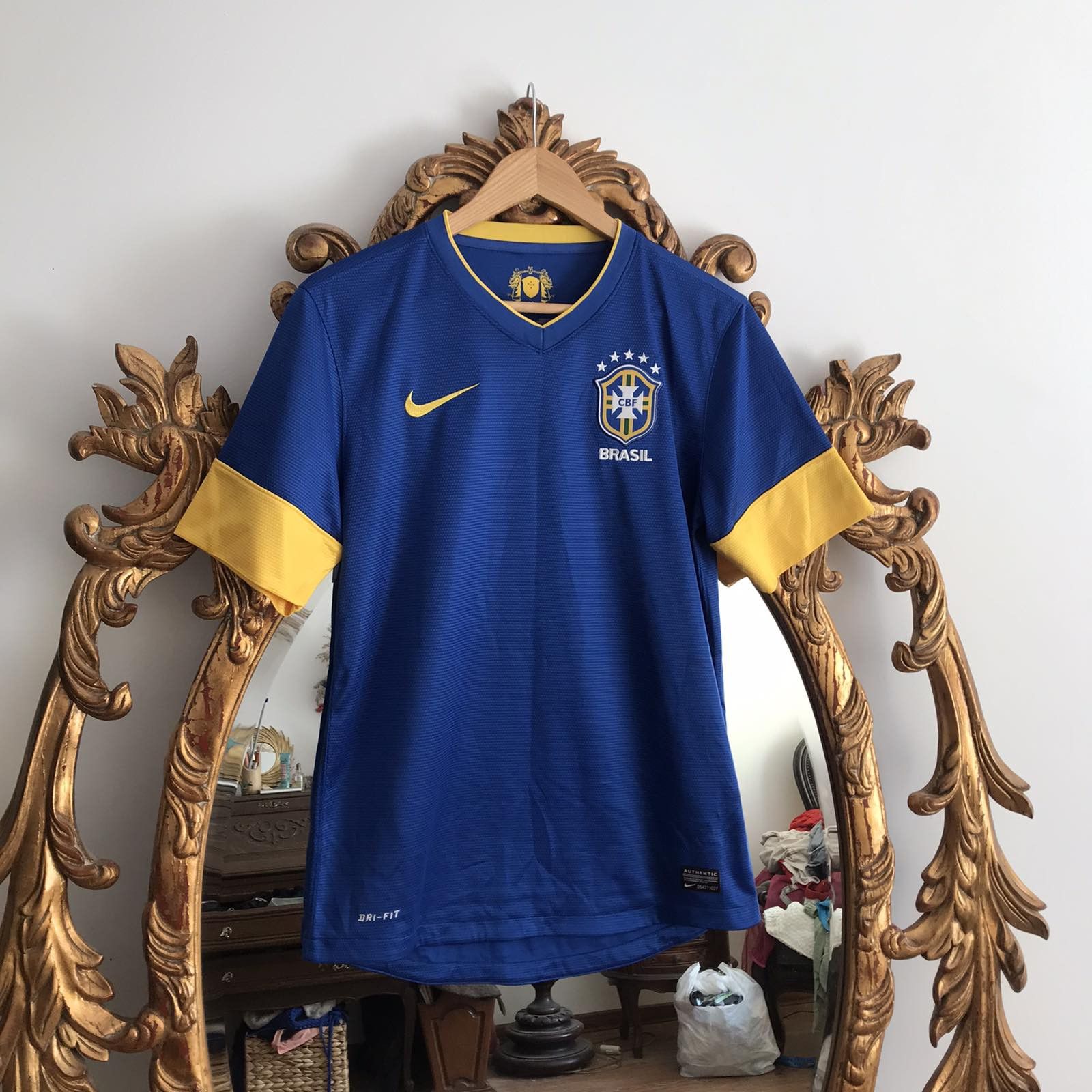 Nike Vintage Nike Blockcore Brazil soccer jersey Sz S Size US S / EU 44-46 / 1 - 1 Thumbnail