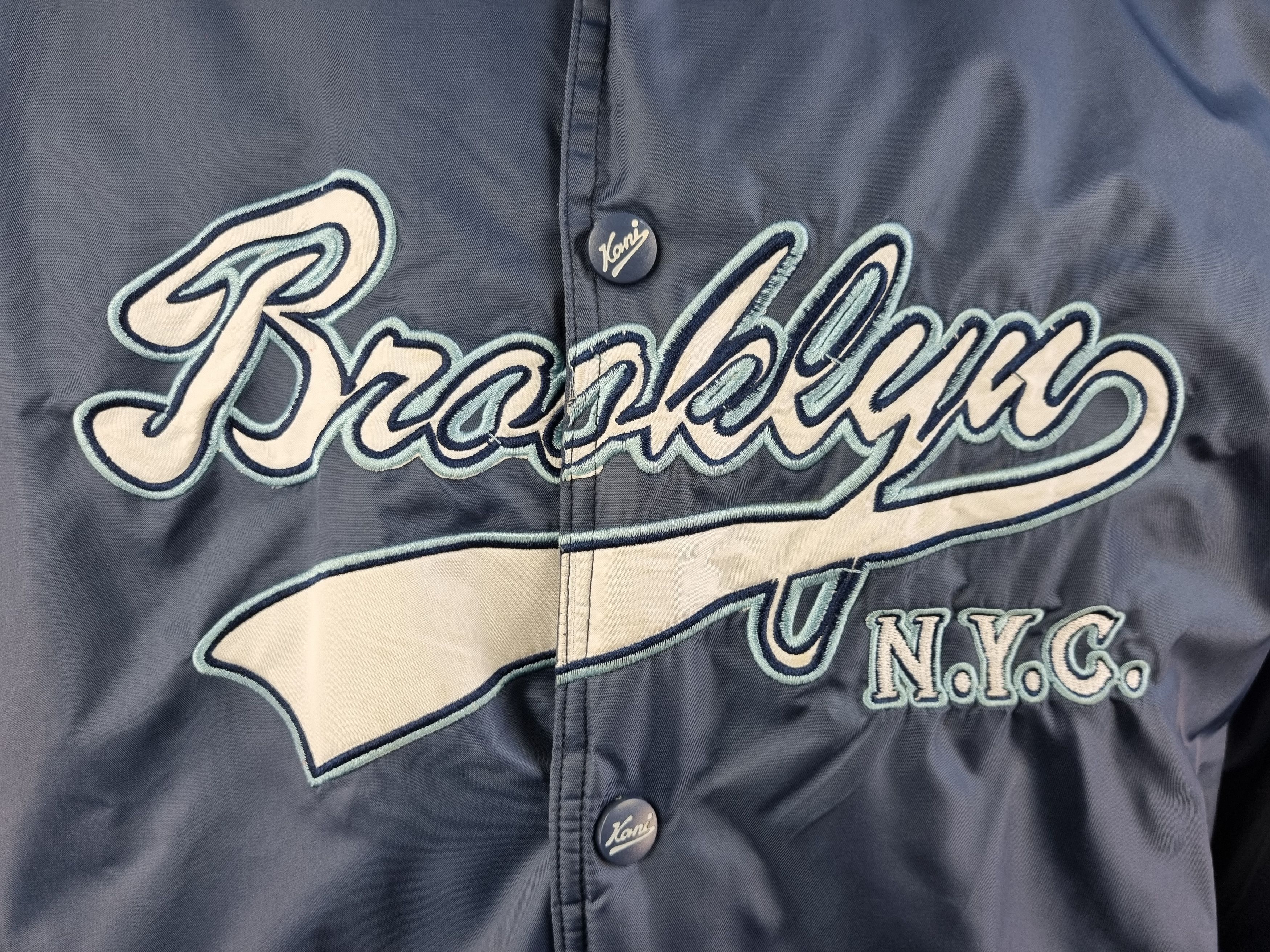 Karl Kani × Rap Tees Iconic Karl Kani Brooklyn NYC Logo Vintage Bomber Jacket Size US XL / EU 56 / 4 - 8 Thumbnail