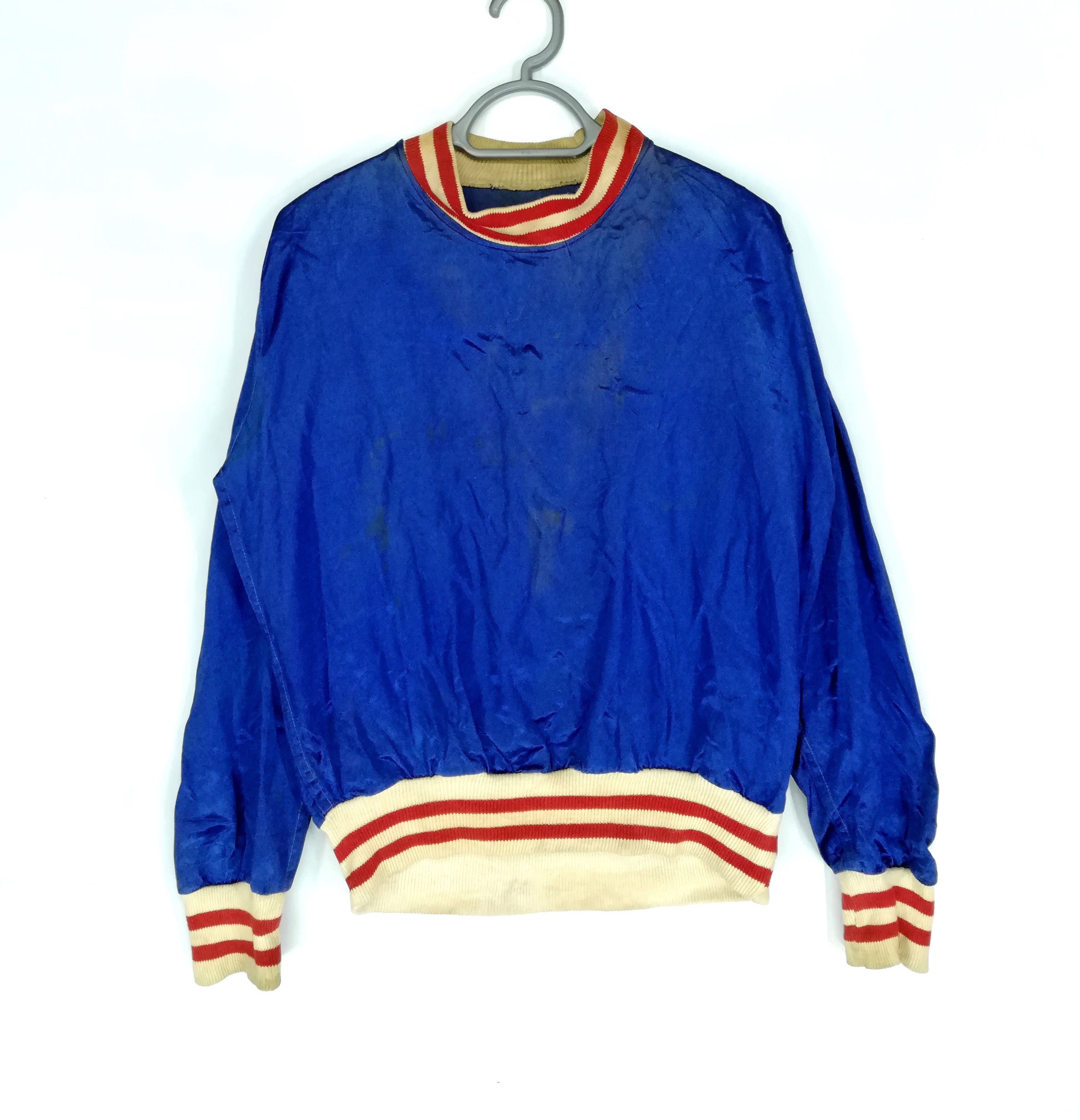 Vintage 1950s Empire union made USSR distressed satin pullover Size US S / EU 44-46 / 1 - 2 Thumbnail