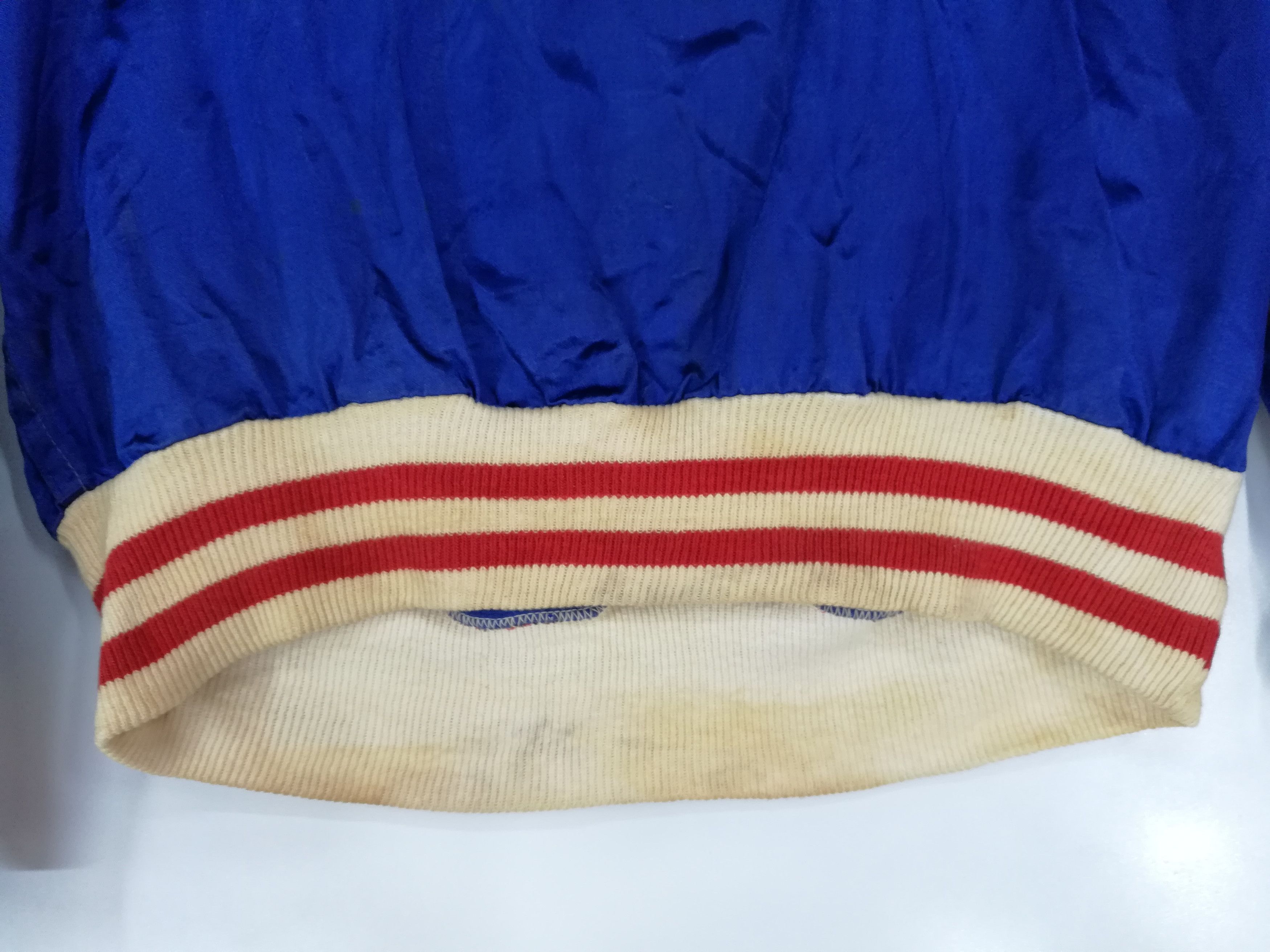 Vintage 1950s Empire union made USSR distressed satin pullover Size US S / EU 44-46 / 1 - 6 Thumbnail