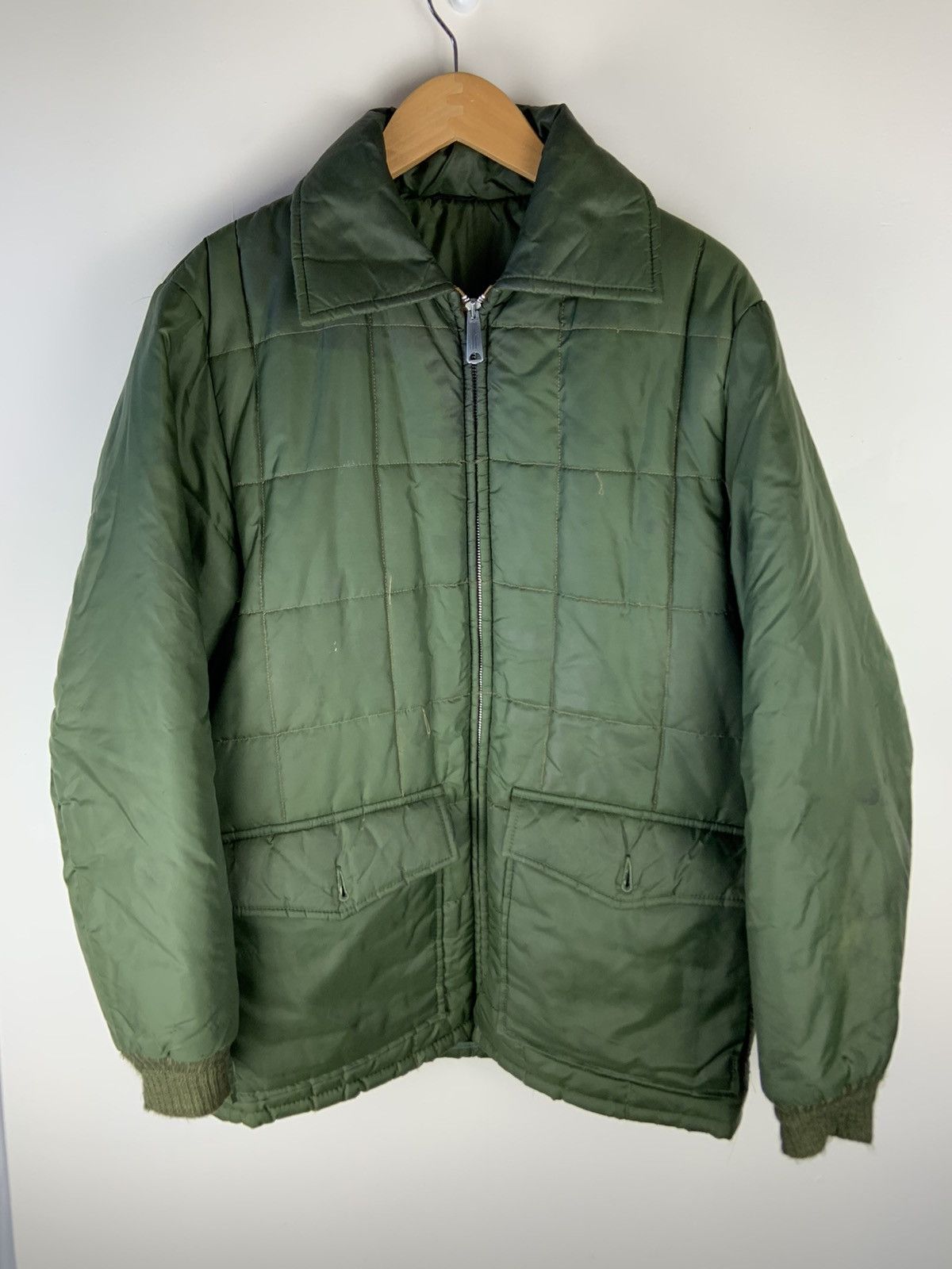 Vintage Vintage surplus quilted jacket Size US L / EU 52-54 / 3 - 1 Thumbnail