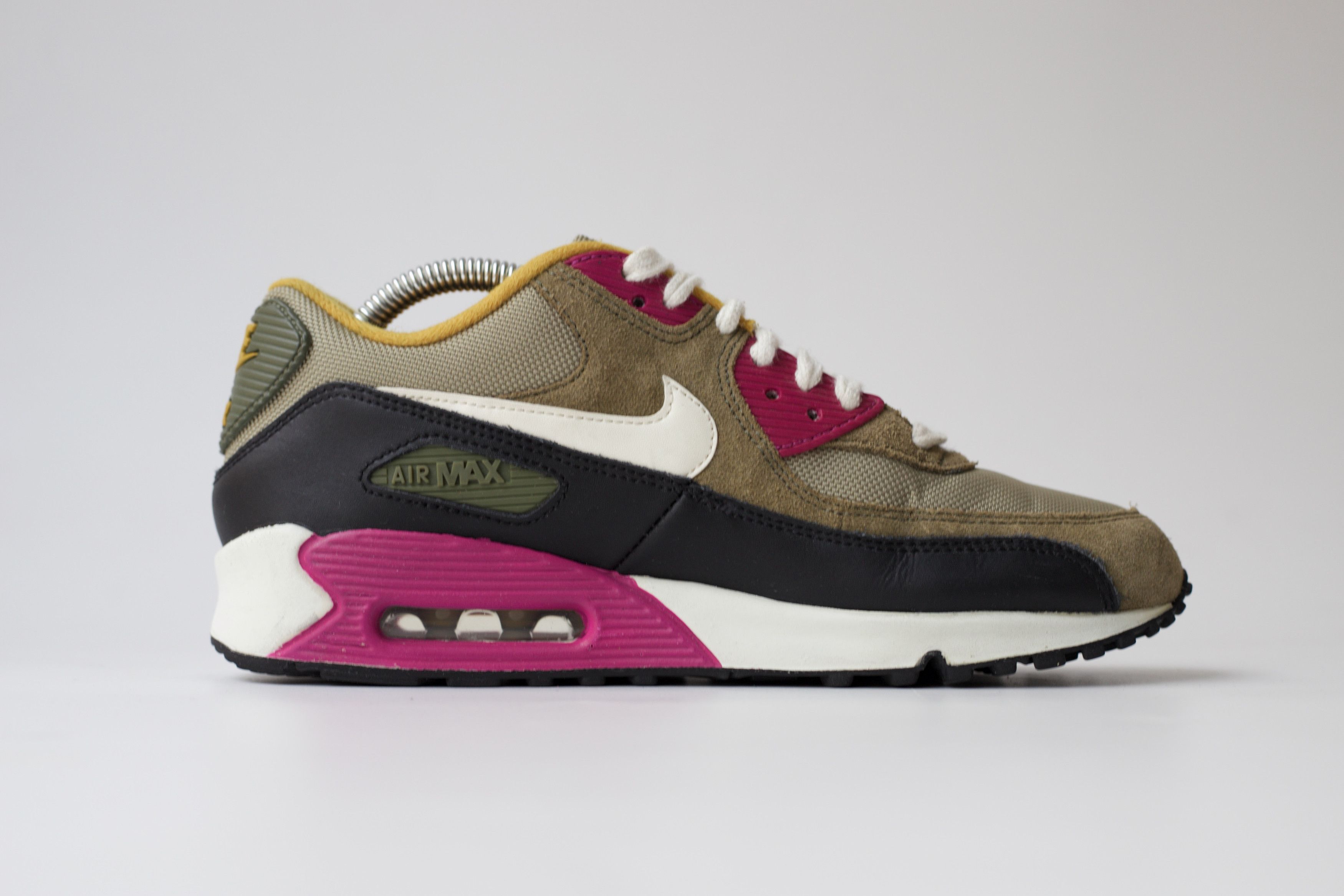 Nike RARE! 2012 Nike Air Max 90 "UnViotech" Size US 7.5 / EU 40-41 - 5 Thumbnail