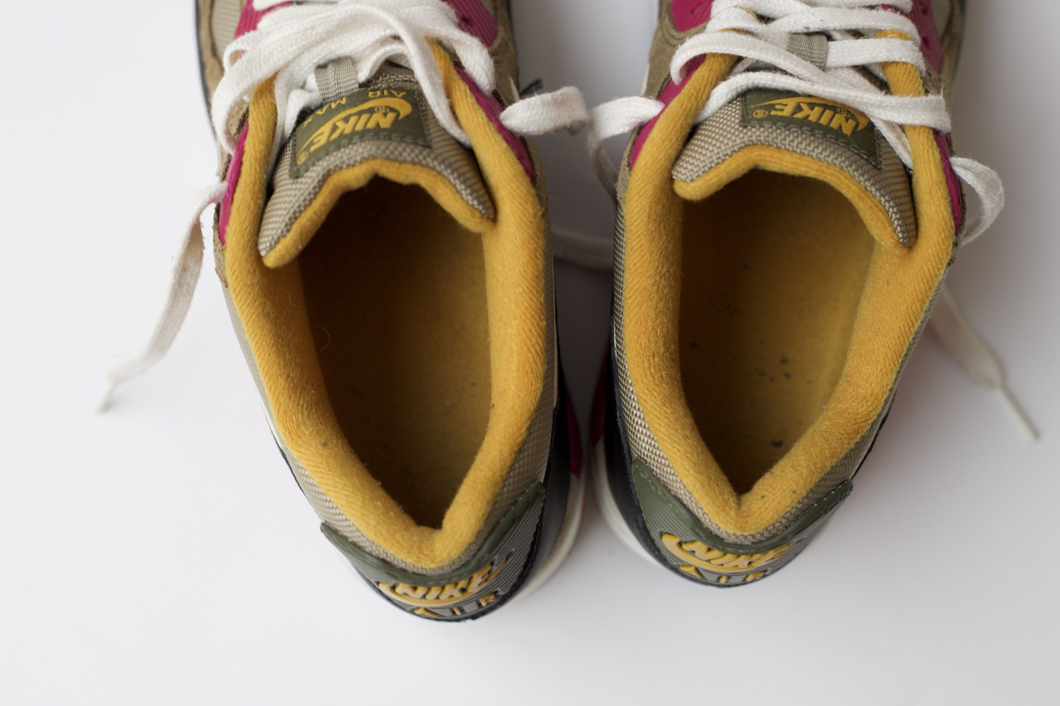 Nike RARE! 2012 Nike Air Max 90 "UnViotech" Size US 7.5 / EU 40-41 - 9 Thumbnail