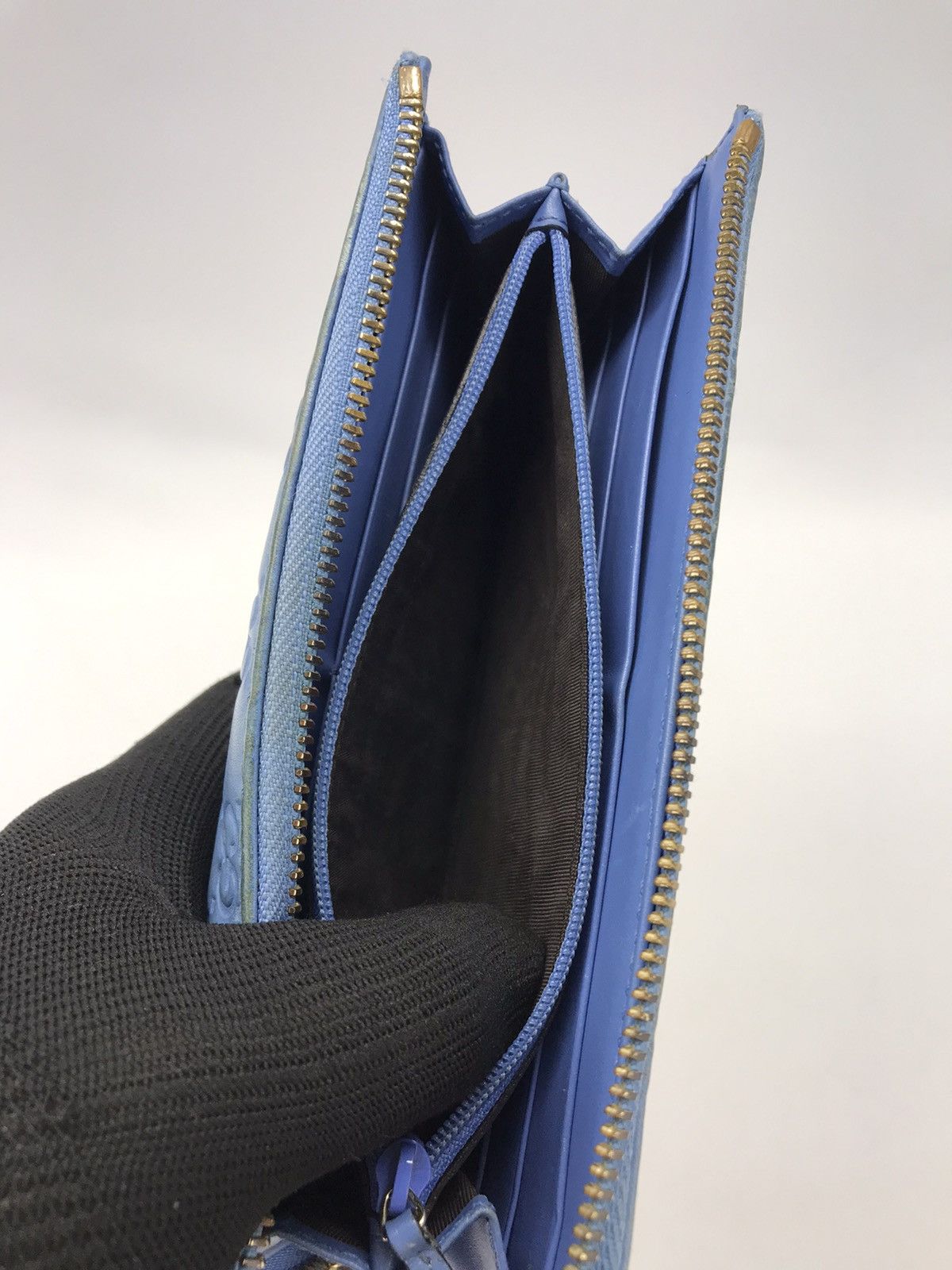 Gucci ❌Last Drop❌Authentic Gucci GG Zippy Around Wallet Size ONE SIZE - 12 Thumbnail