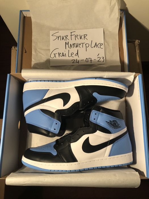 Air Jordan 1 Retro High OG UNC Toe 2023 - Sneakers DZ5485-400