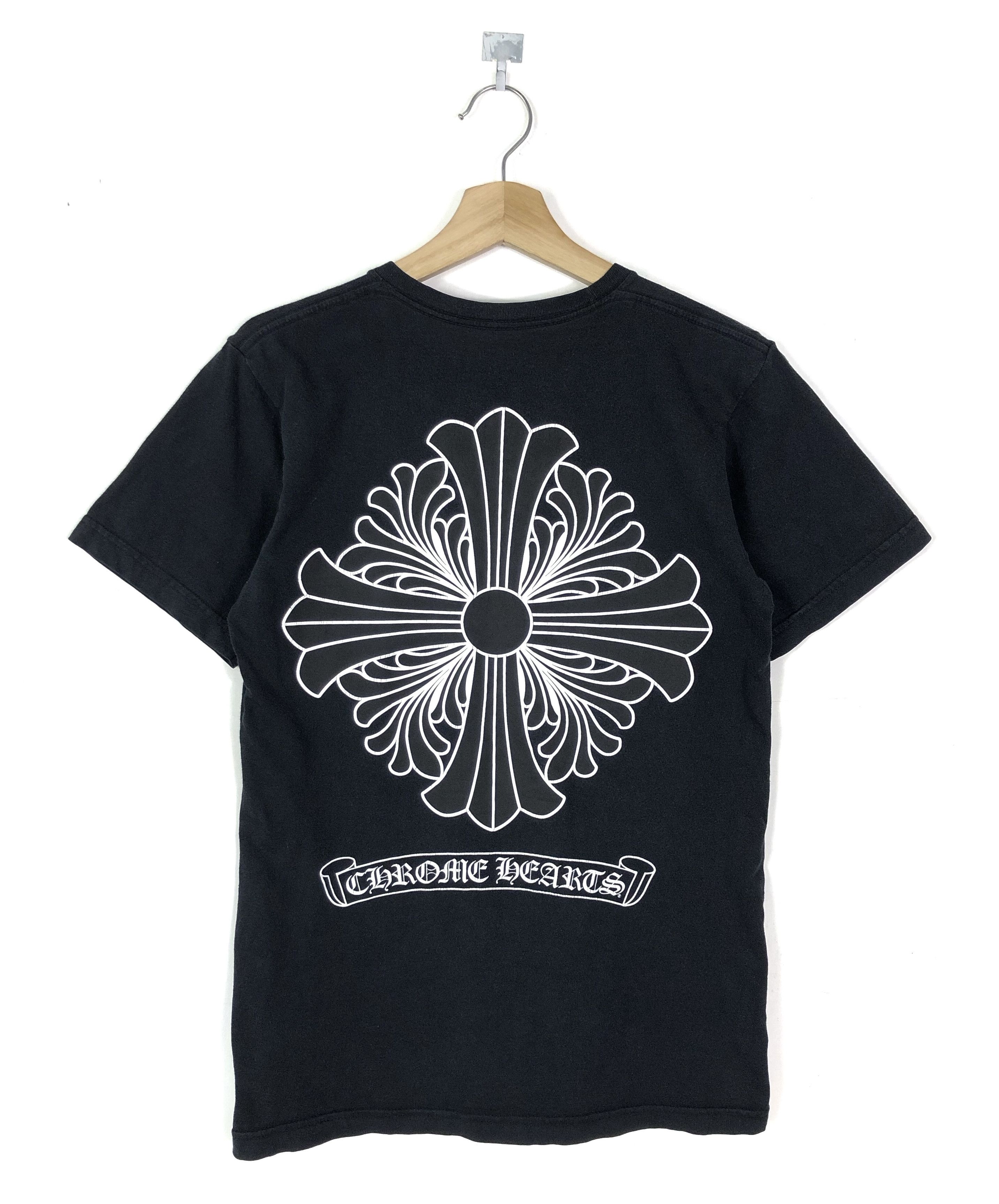 Chrome Hearts CH BIG LOGO SINGLE POCKET T Size US S / EU 44-46 / 1 - 1 Thumbnail