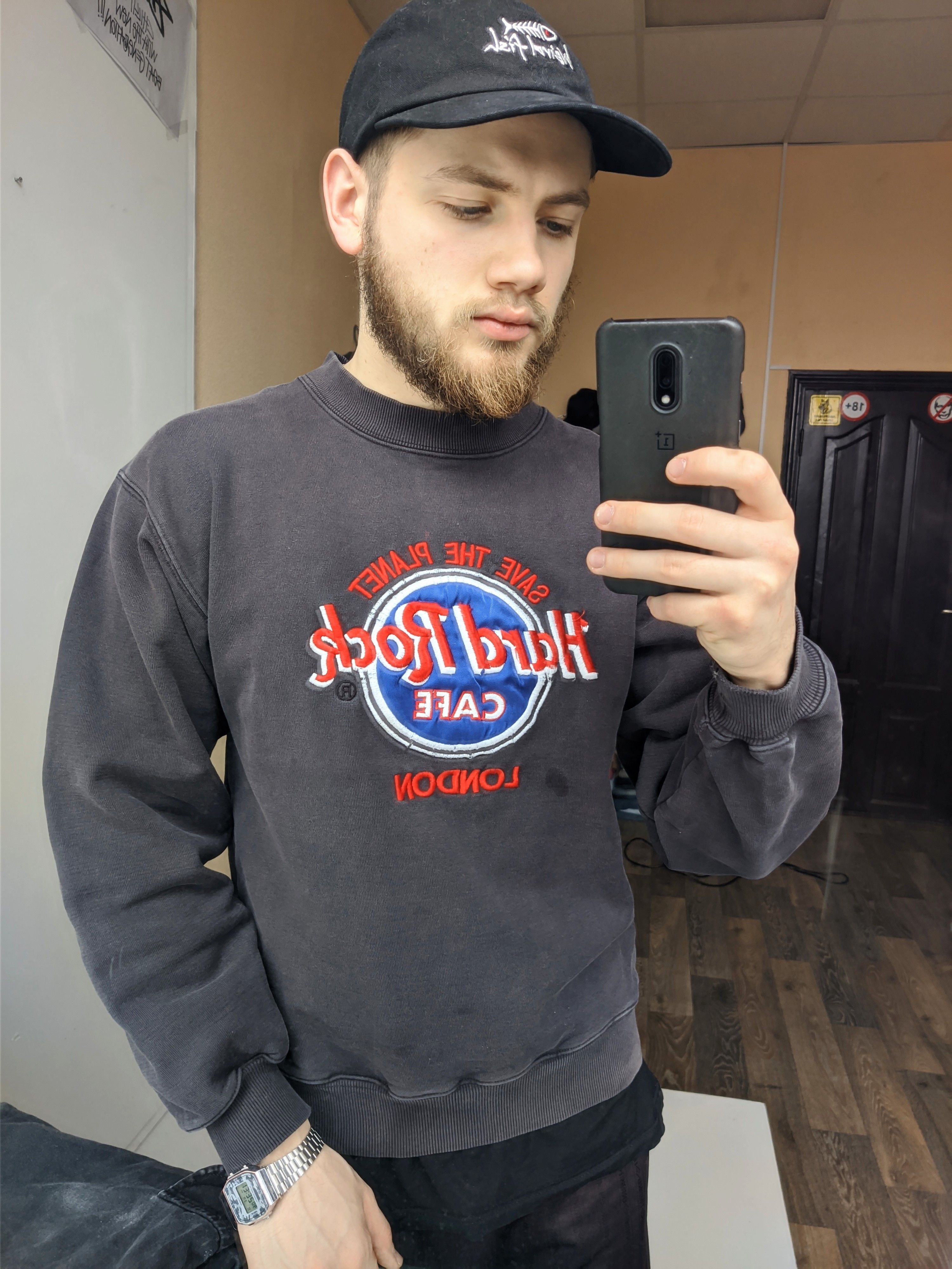 Hard Rock Cafe 90s Hard Rock Cafe london sweathsirt big logo crew neck Size US S / EU 44-46 / 1 - 7 Thumbnail