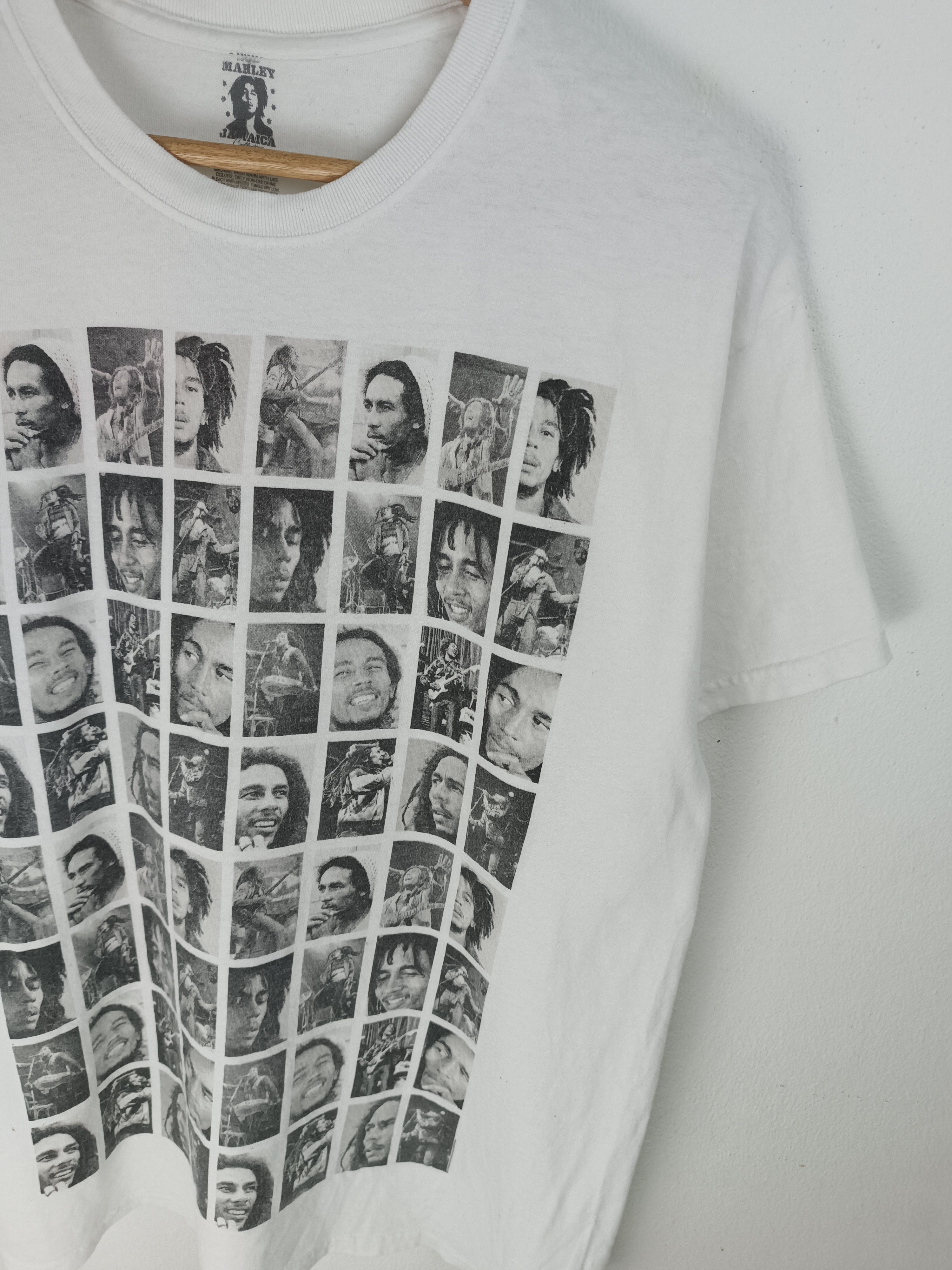 Other VINTAGE 100 FACES OF BOB MARLEY RASTA MARIJUANA WIZ TEE Size US L / EU 52-54 / 3 - 7 Thumbnail