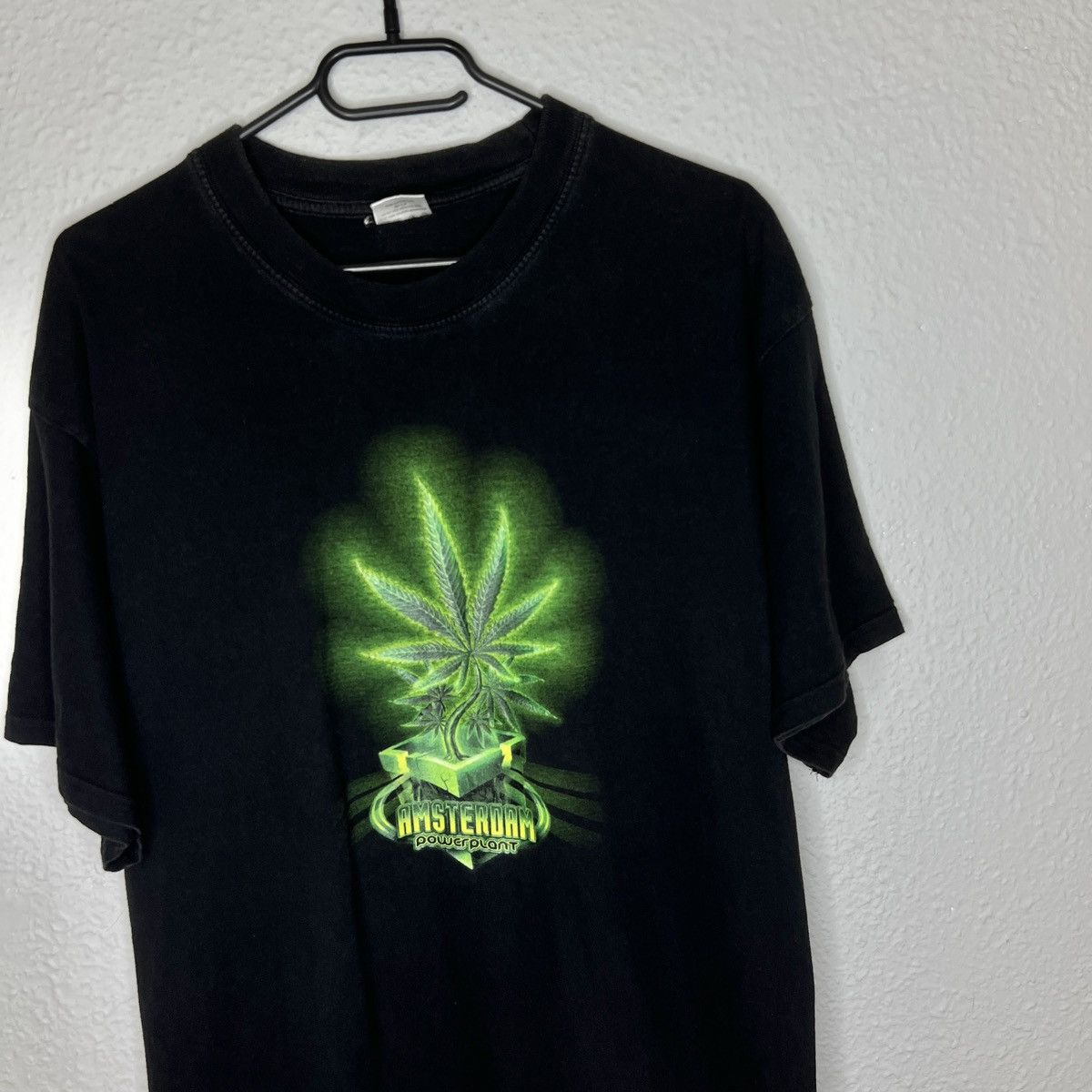 Japanese Brand × Vintage Vintage Amsterdam Power Plant Logo Weed 420 Drug Tee Tshirt Size US L / EU 52-54 / 3 - 3 Thumbnail