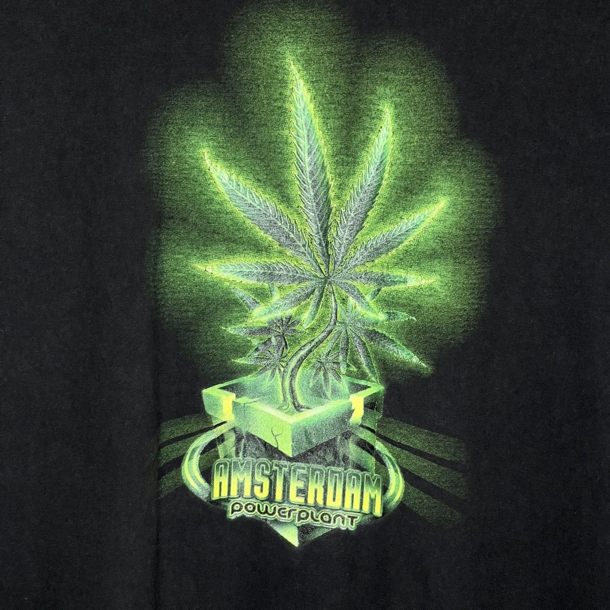 Japanese Brand × Vintage Vintage Amsterdam Power Plant Logo Weed 420 Drug Tee Tshirt Size US L / EU 52-54 / 3 - 4 Thumbnail