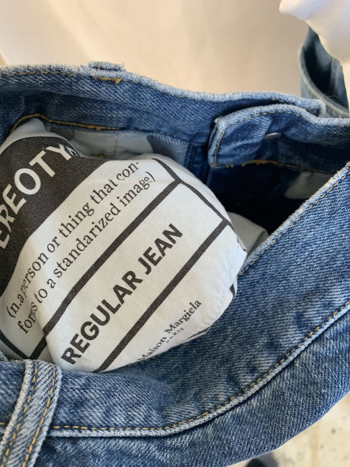 Maison Margiela Stereotype Regular Jean in Light Blue Size US 32 / EU 48 - 6 Thumbnail