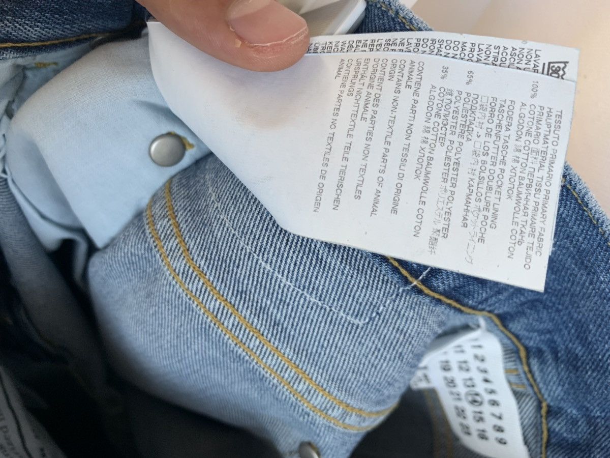 Maison Margiela Stereotype Regular Jean in Light Blue Size US 32 / EU 48 - 9 Thumbnail
