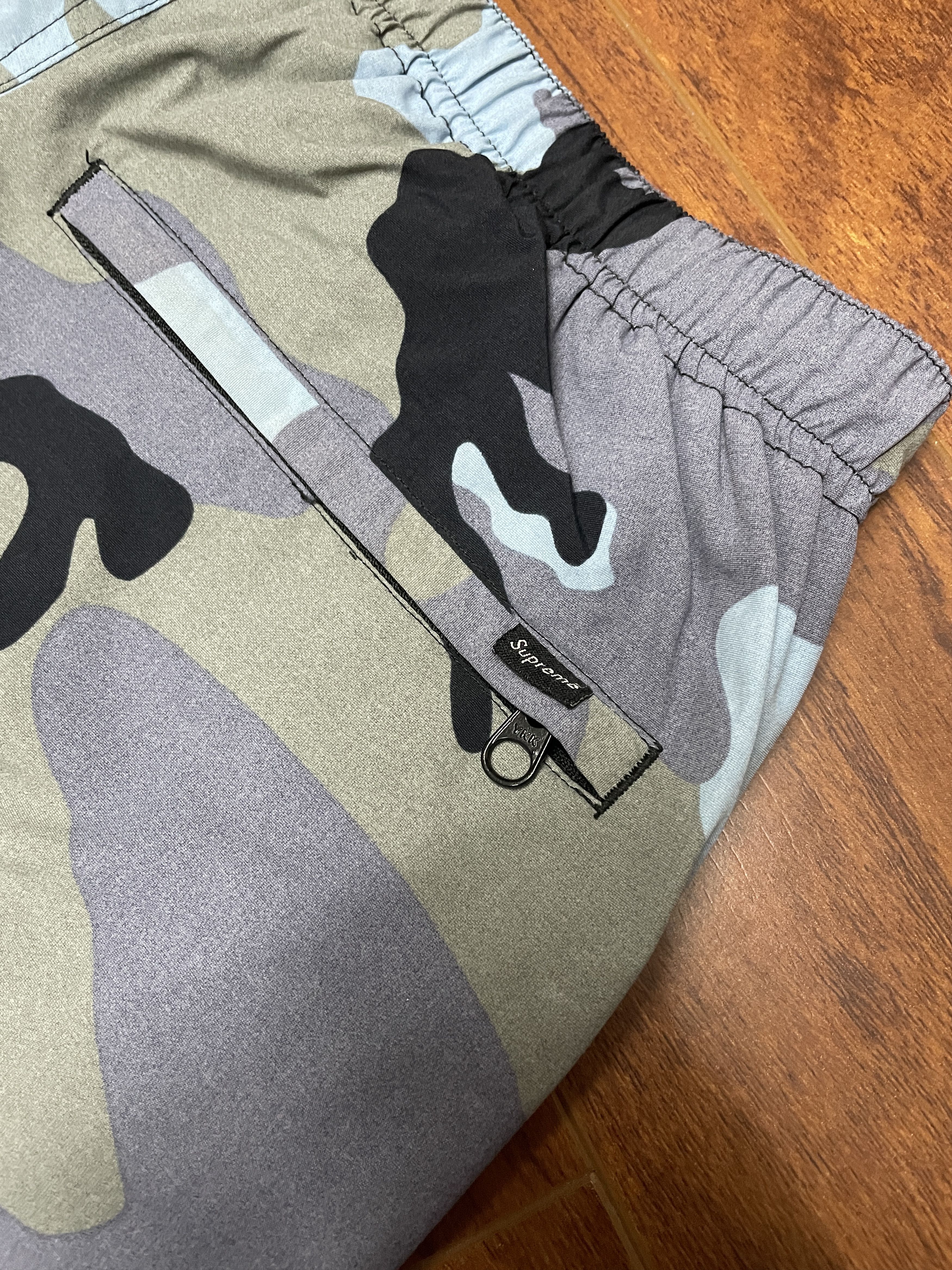 Supreme Supreme SS18 Blue Camo Track Pants Warm Up Small Size US 30 / EU 46 - 4 Thumbnail