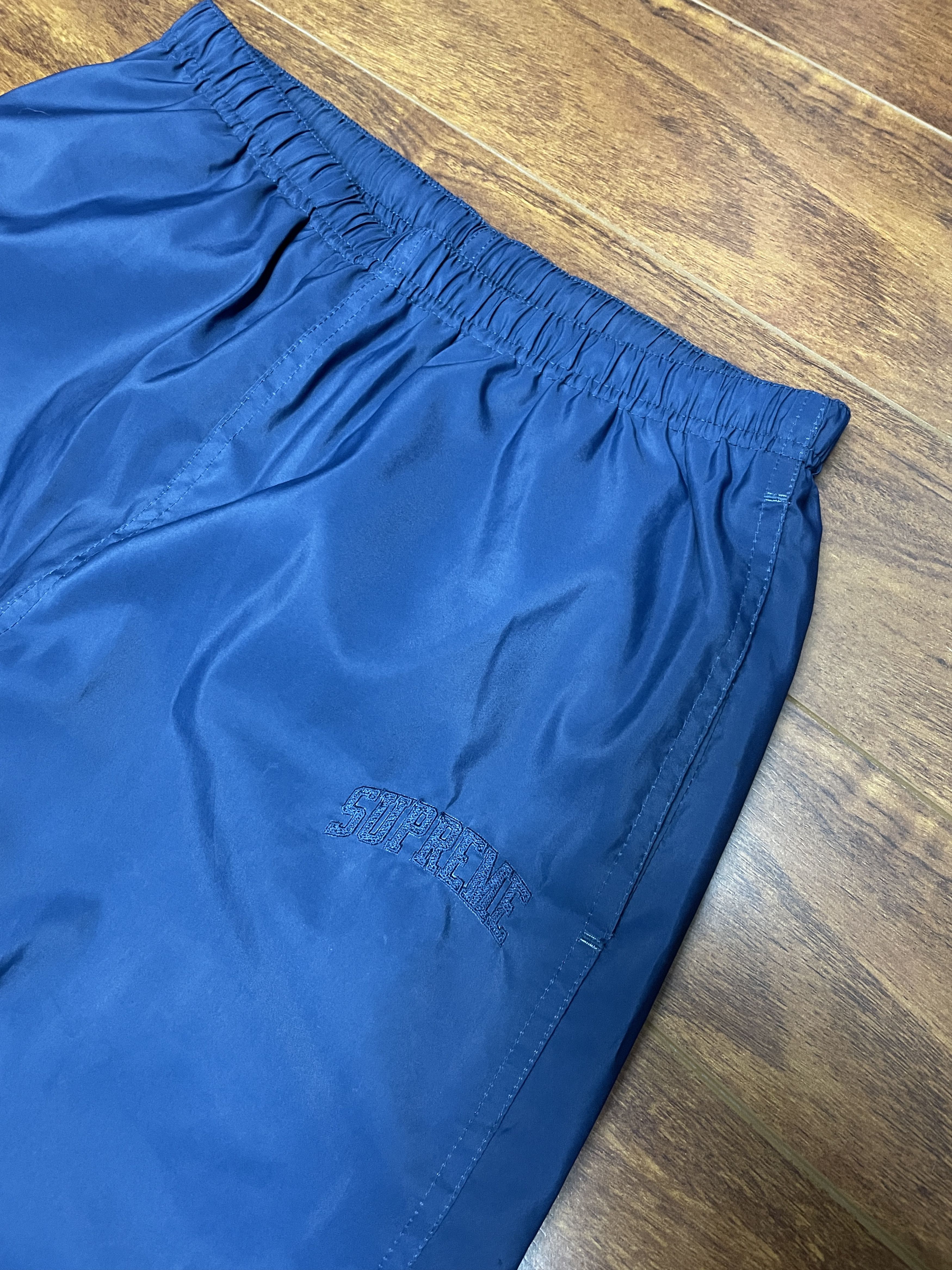 Supreme Supreme SS18 Gradient Track Pants Navy Blue Small Orange Size US 30 / EU 46 - 4 Thumbnail