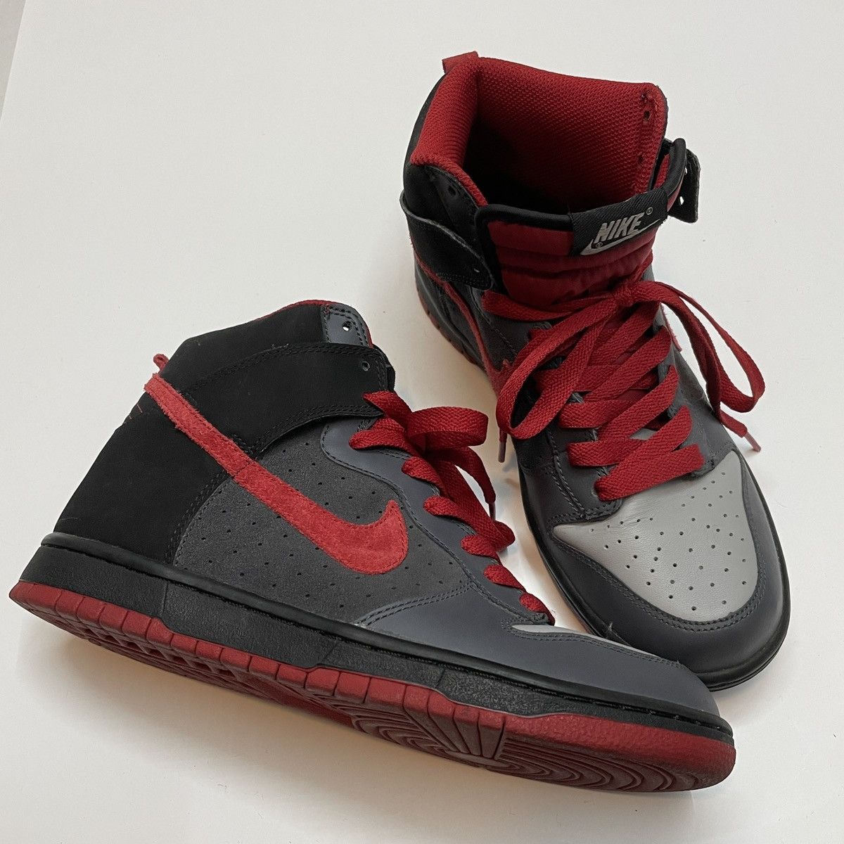 Nike Nike Dunk High Medium Grey / Varsity Red-Black 2008 Size 8.5 Size US 8.5 / EU 41-42 - 1 Thumbnail