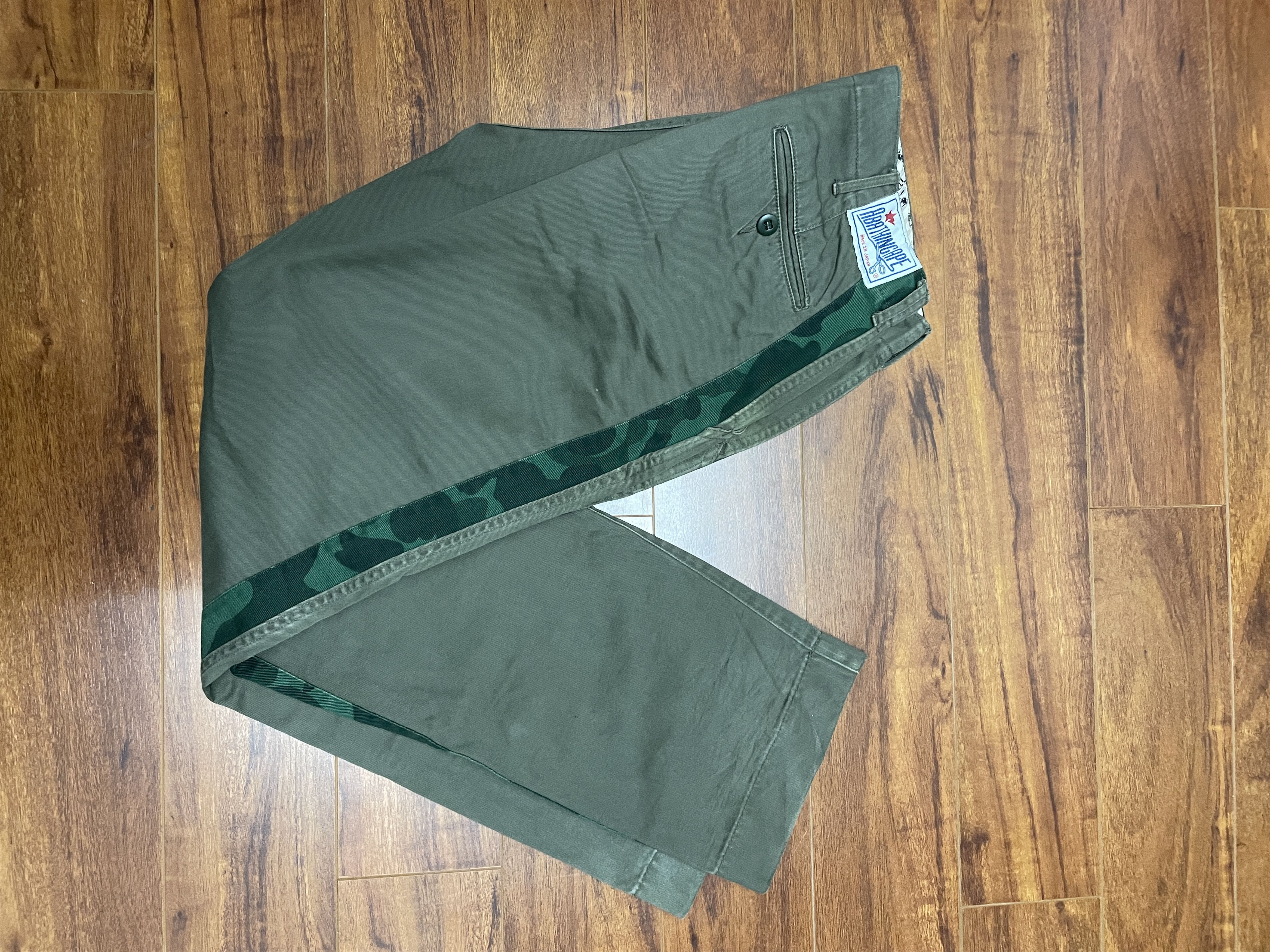 Bape 2004 Bape Camo Side Stripe Khaki Chino Pants Size Medium Size US 32 / EU 48 - 3 Thumbnail