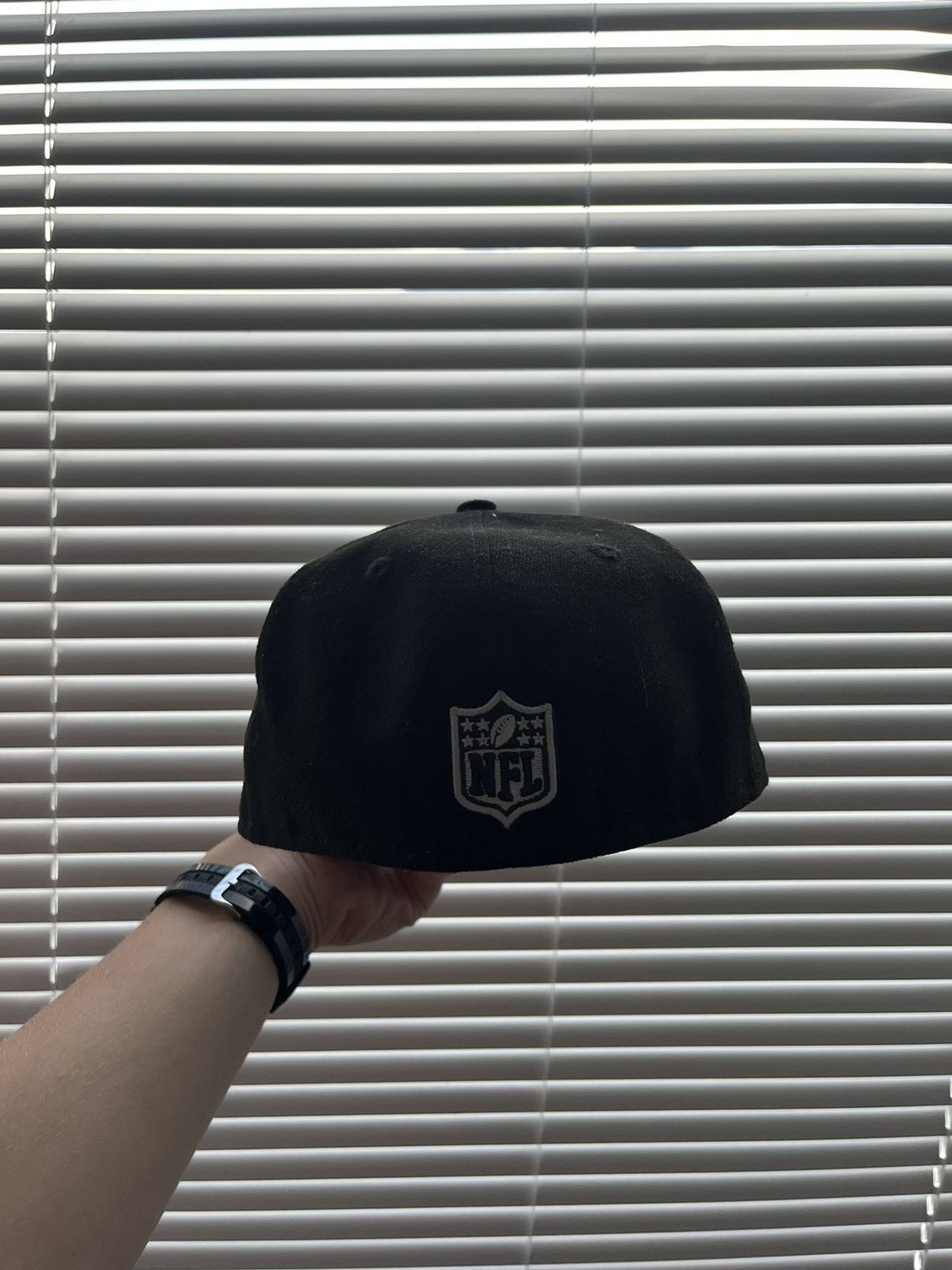 NFL Vintage Los Angeles Raiders Snapback Hat Size ONE SIZE - 6 Thumbnail