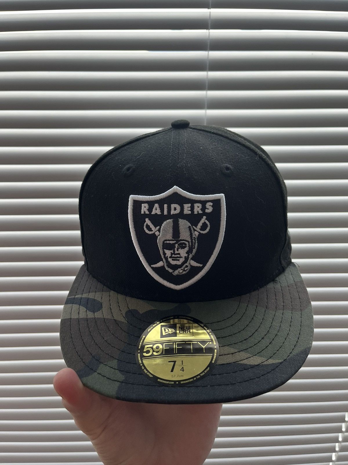 NFL Vintage Los Angeles Raiders Snapback Hat Size ONE SIZE - 1 Thumbnail