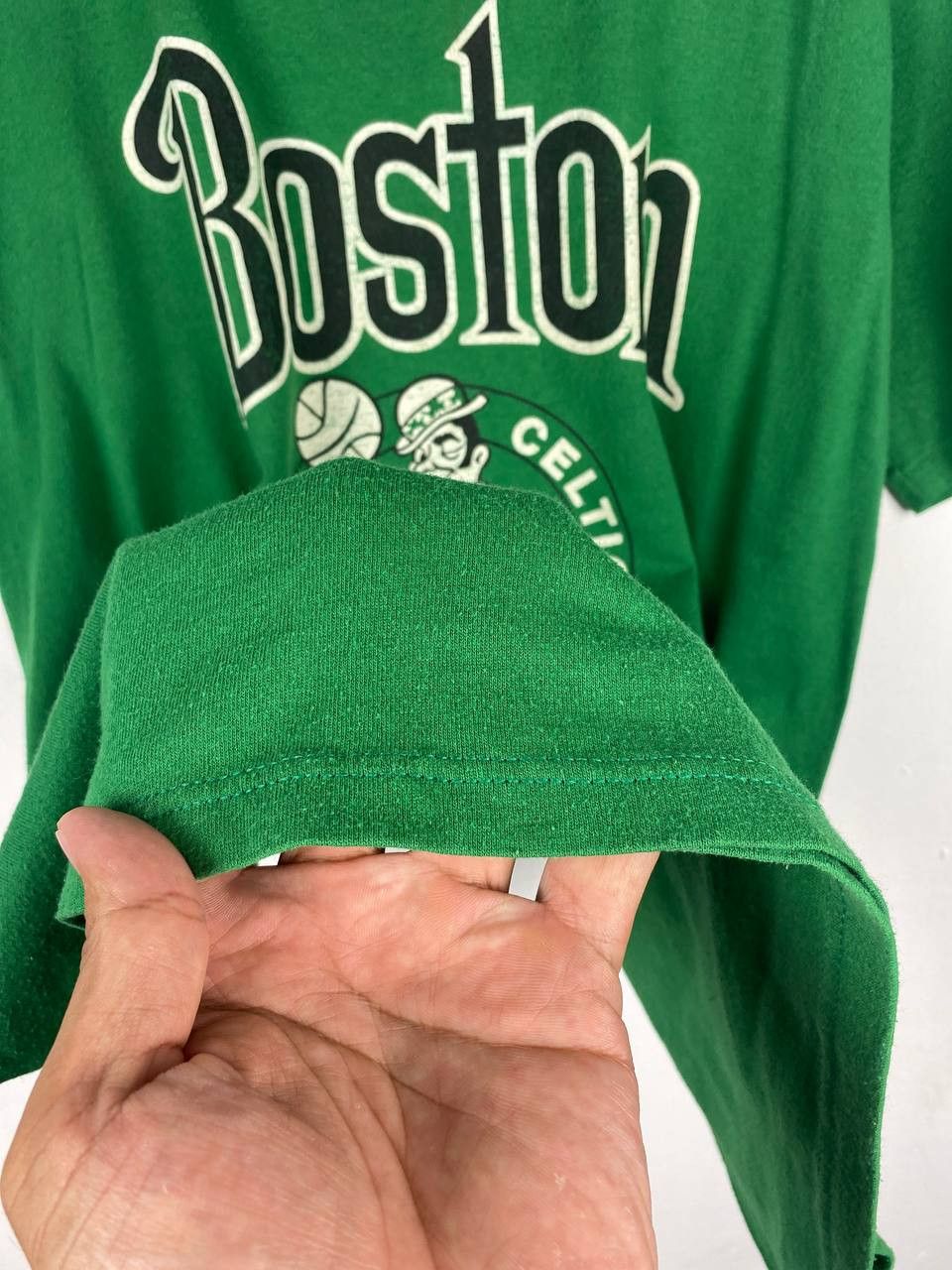 NBA vintage boston celtics basketball tee Size US L / EU 52-54 / 3 - 4 Thumbnail