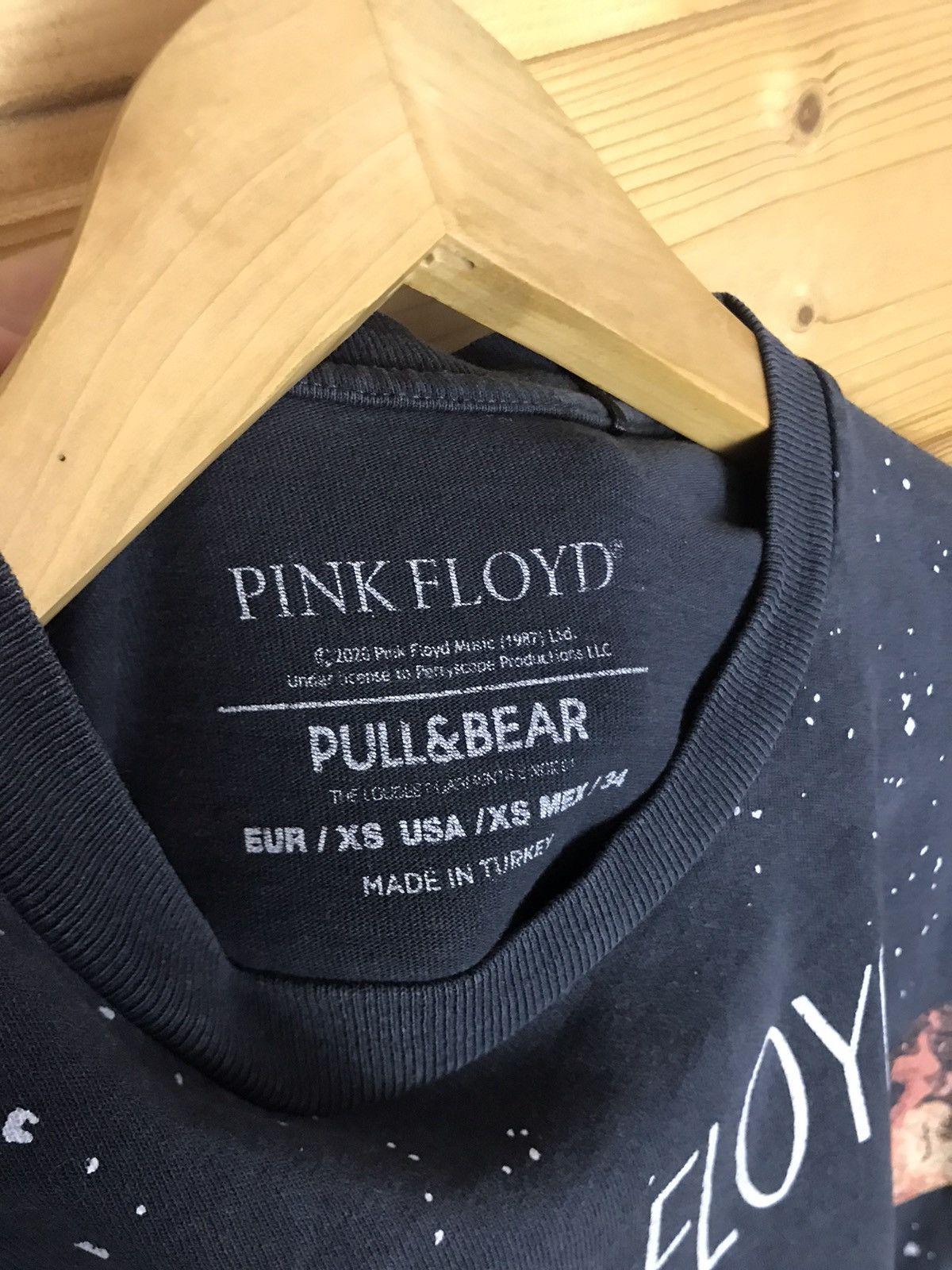 Band Tees Pink Floyd space over print t-shirt Size US XS / EU 42 / 0 - 6 Thumbnail