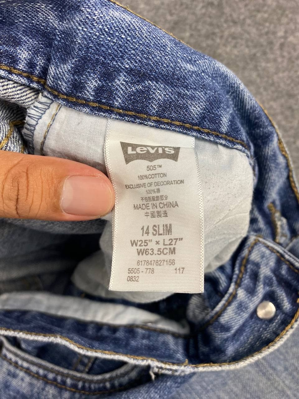 Levi's levis 505 regular fit slightly distressed denim Size US 28 / EU 44 - 13 Thumbnail