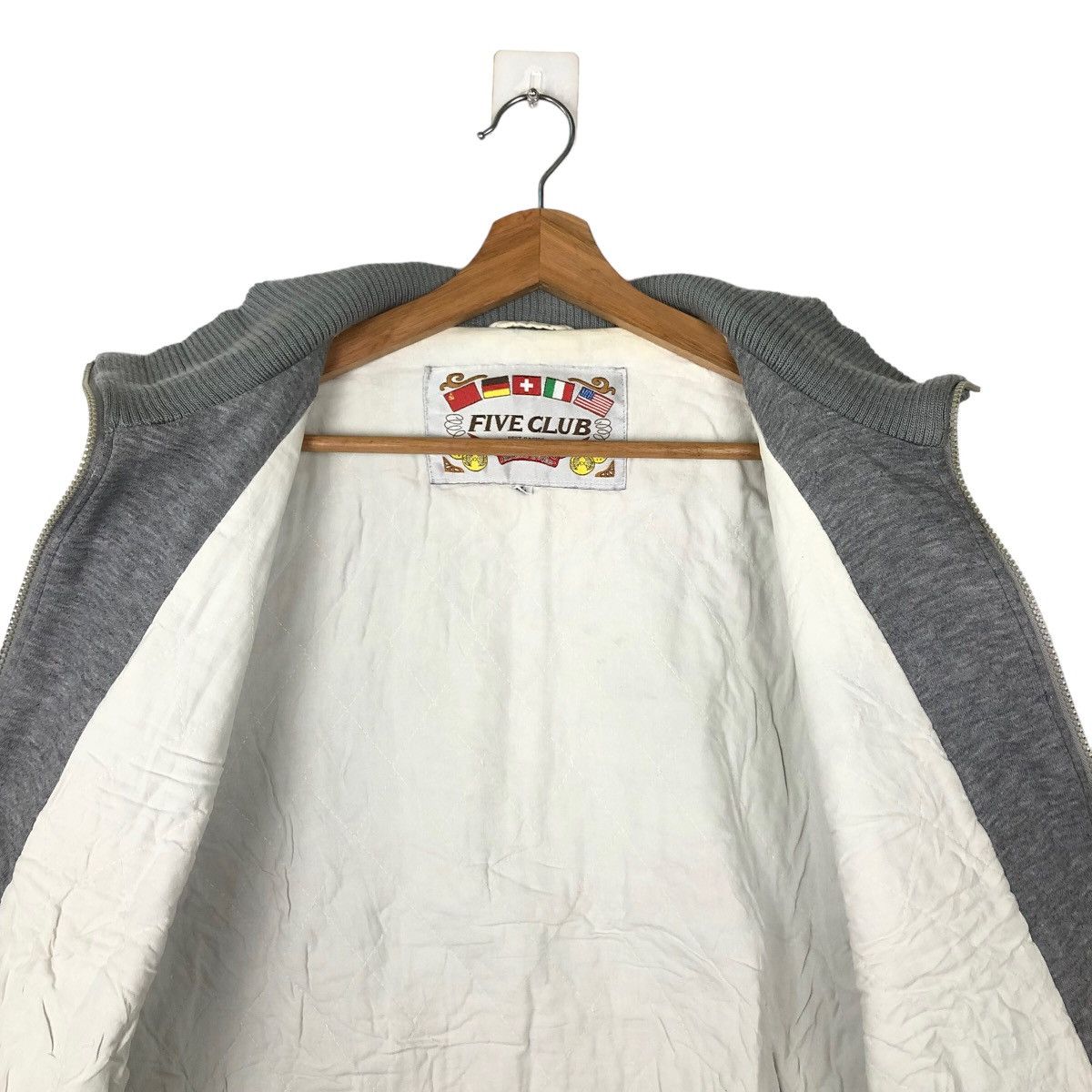 Japanese Brand VINTAGE FIVE CLUB BOMBER JACKET RIOT RIOT BIG LOGO RICKOWENS Size US L / EU 52-54 / 3 - 10 Thumbnail